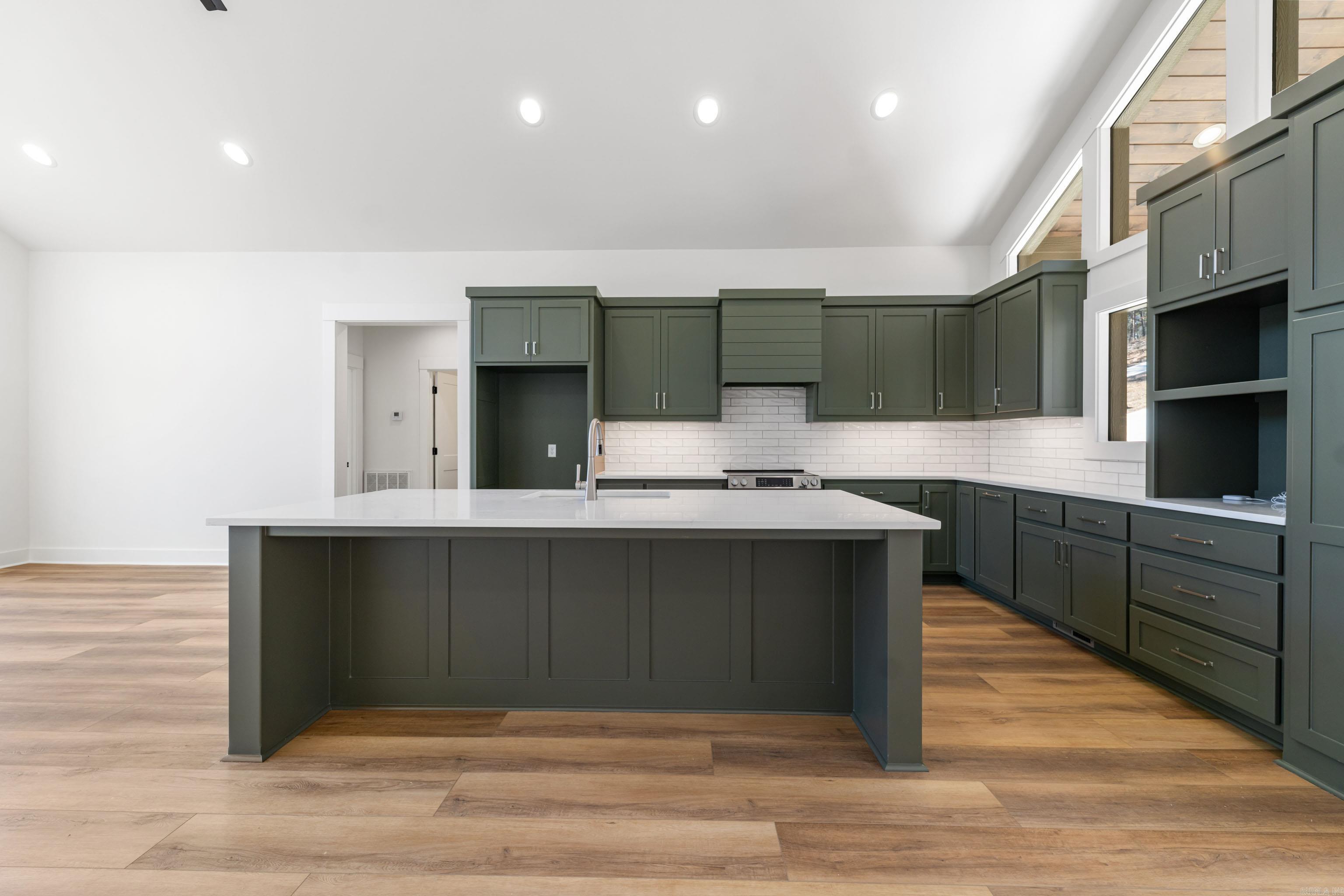 HIDDEN VALLEY ESTATES - Residential