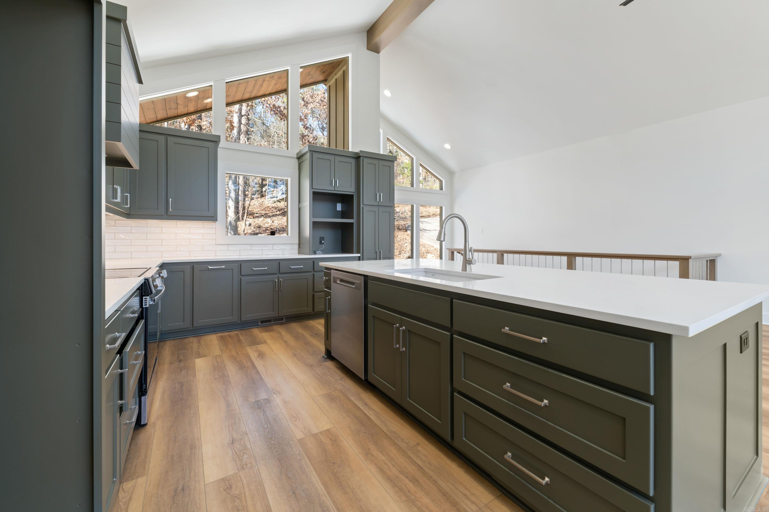 HIDDEN VALLEY ESTATES - Residential