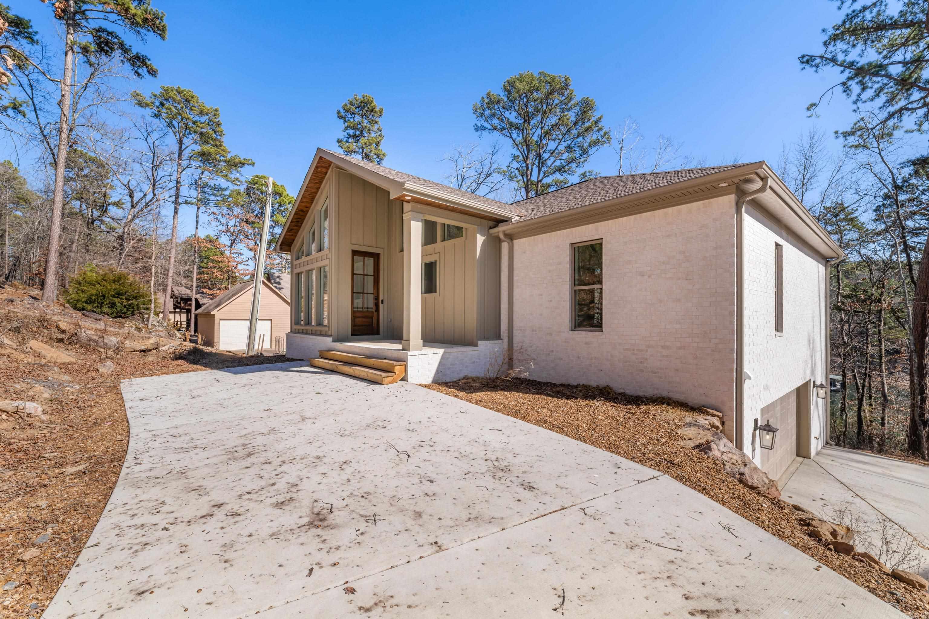 HIDDEN VALLEY ESTATES - Residential