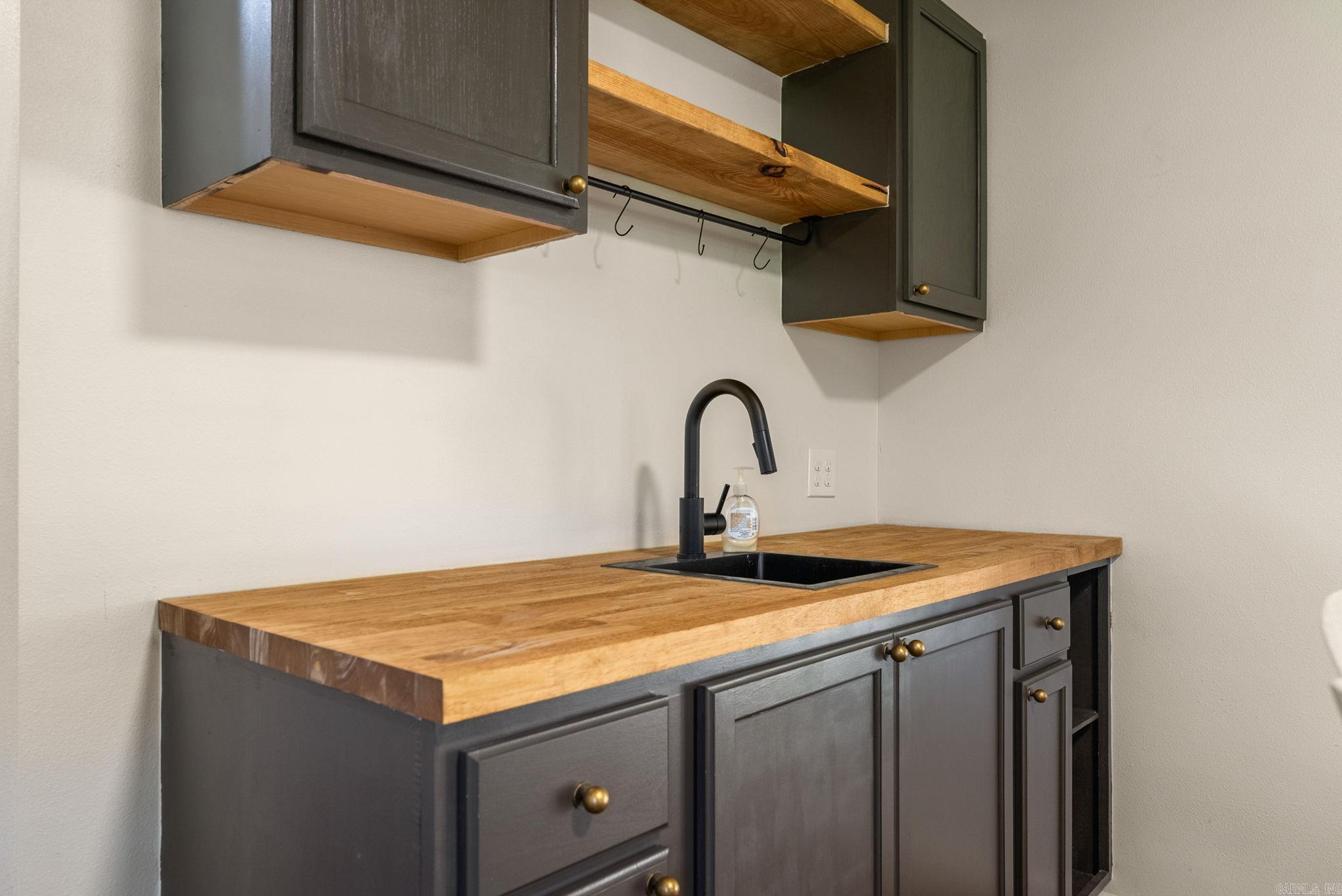 Holloway Replat - Residential