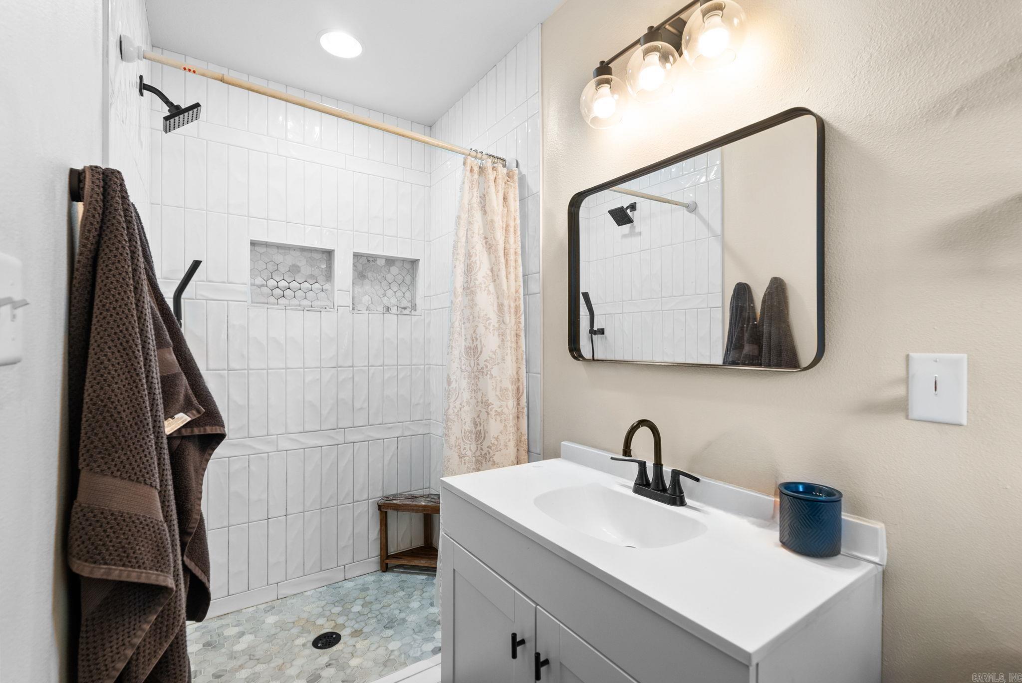 Holloway Replat - Residential