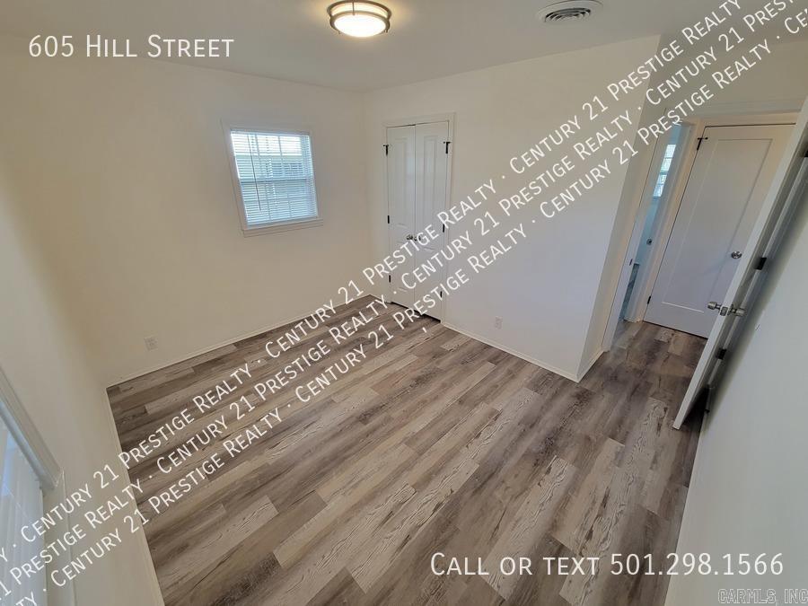 Oak View - Residential Lease