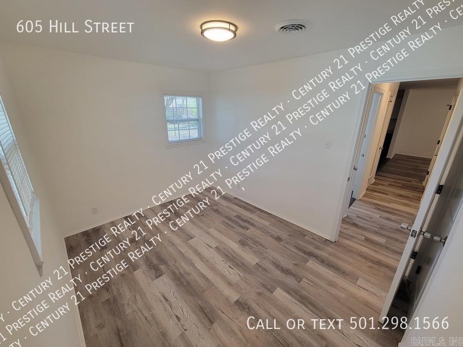 Oak View - Residential Lease
