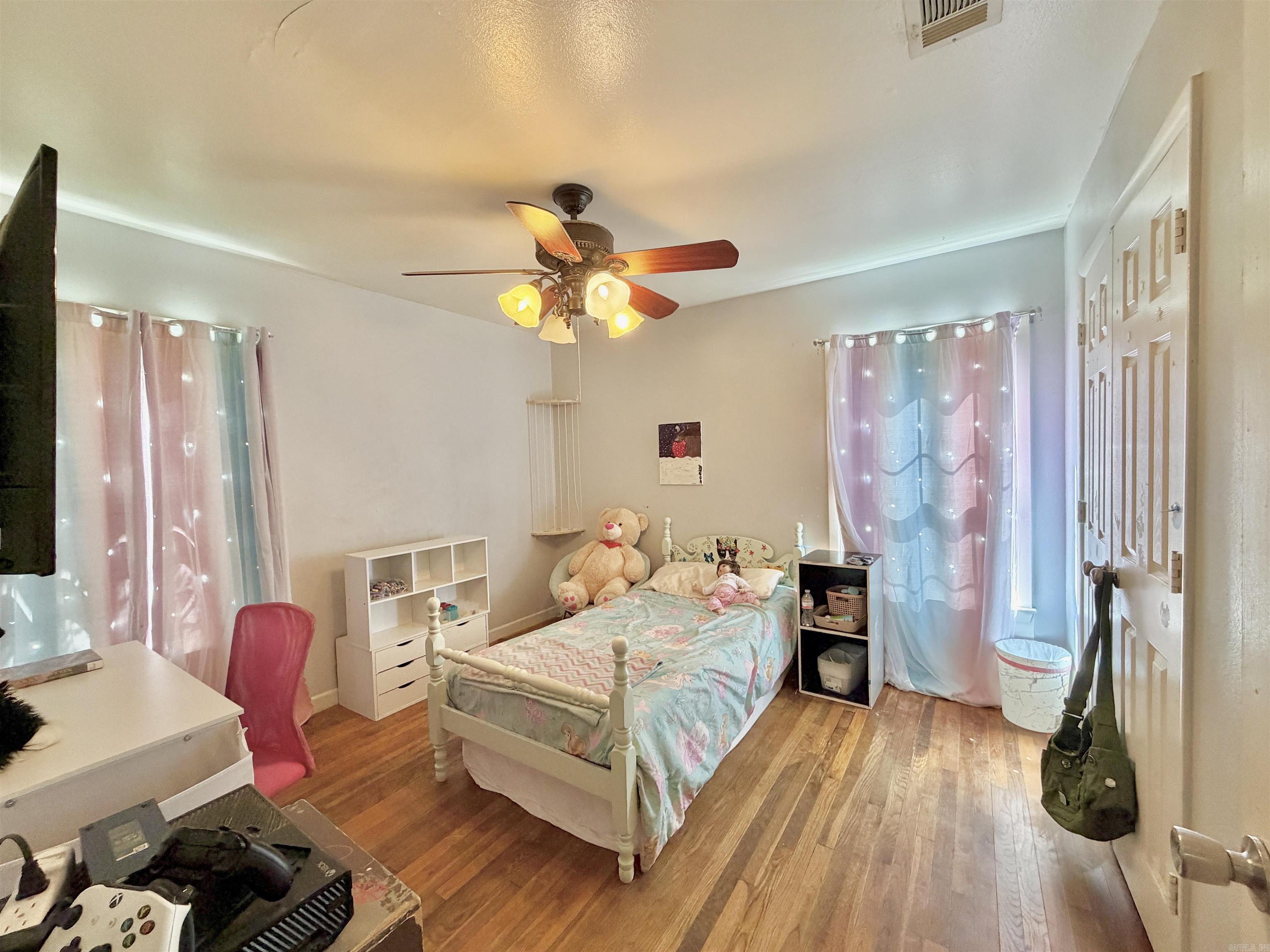 Keaton WW 2nd - Residential