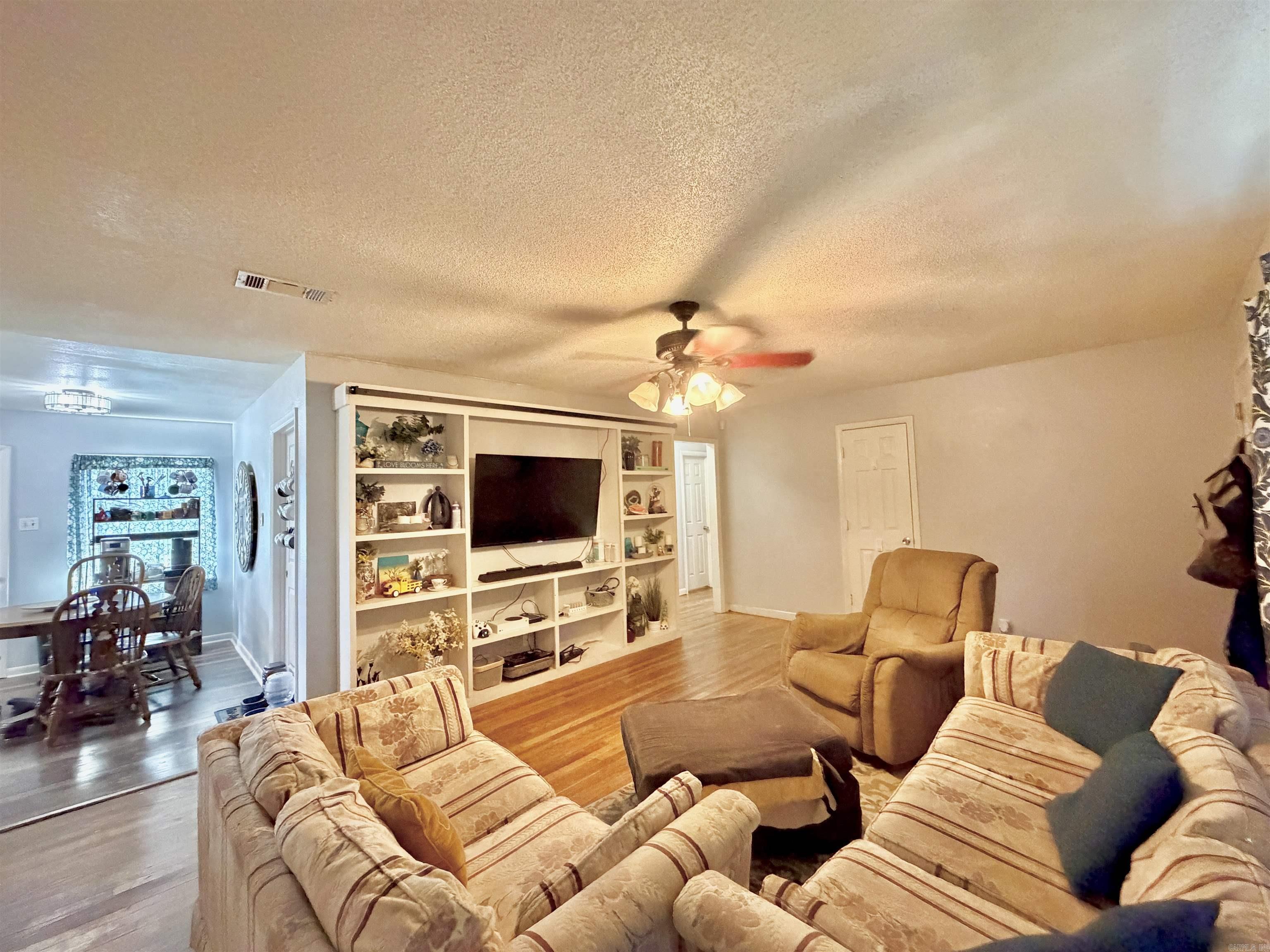 Keaton WW 2nd - Residential