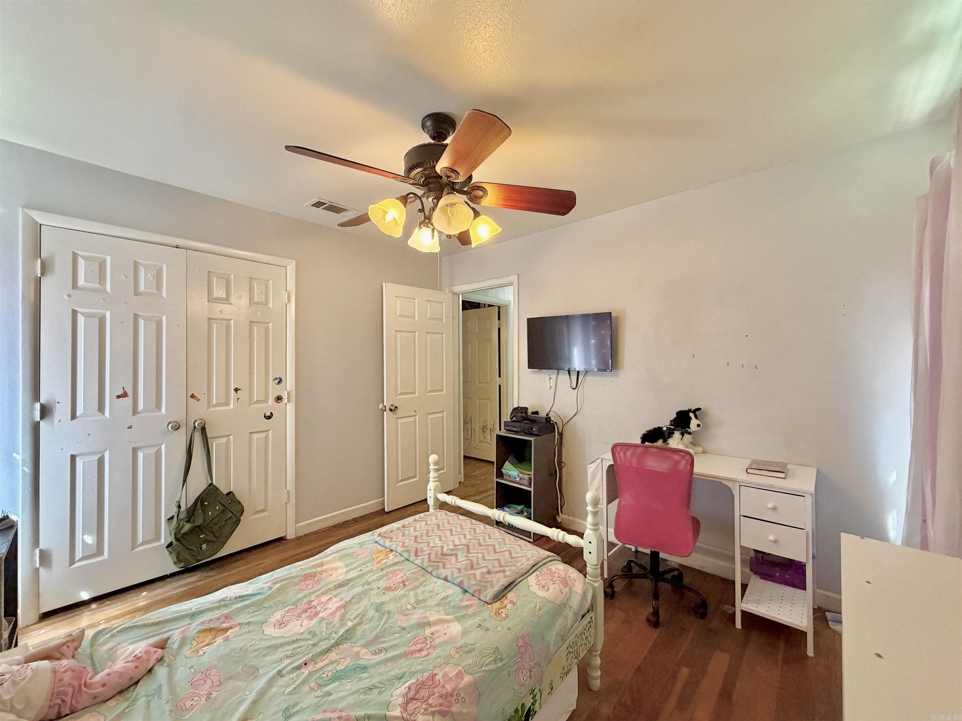 Keaton WW 2nd - Residential