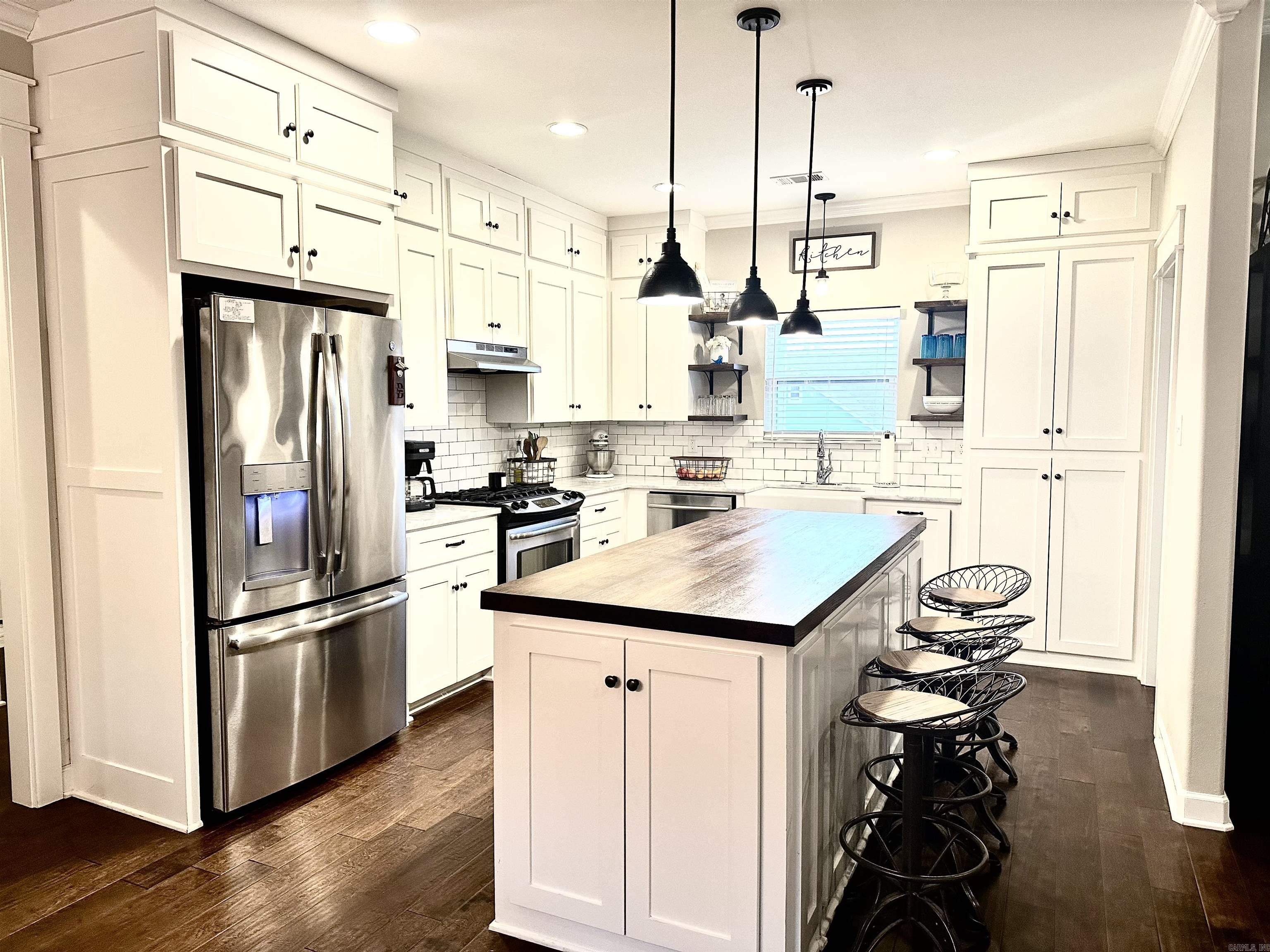 LOCHRIDGE ESTATES - Residential