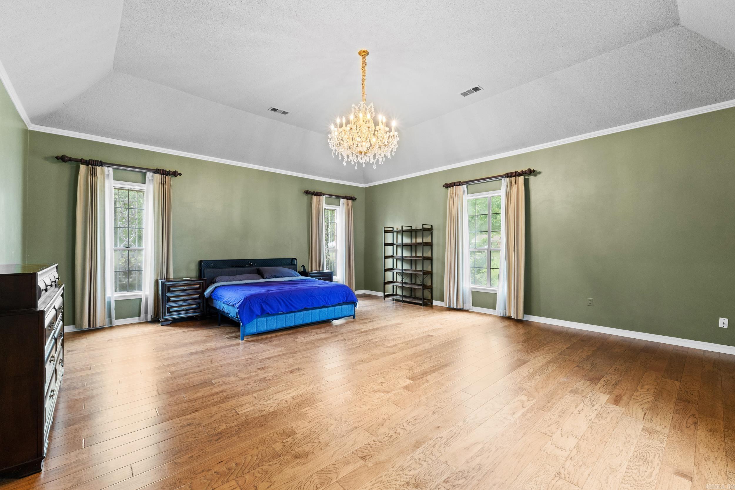 GREEN ACRES - Residential