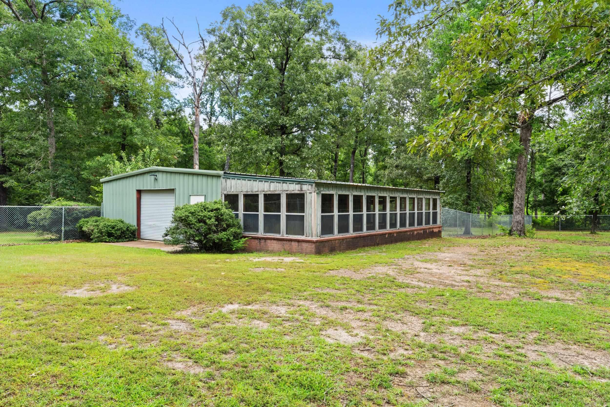 GREEN ACRES - Residential