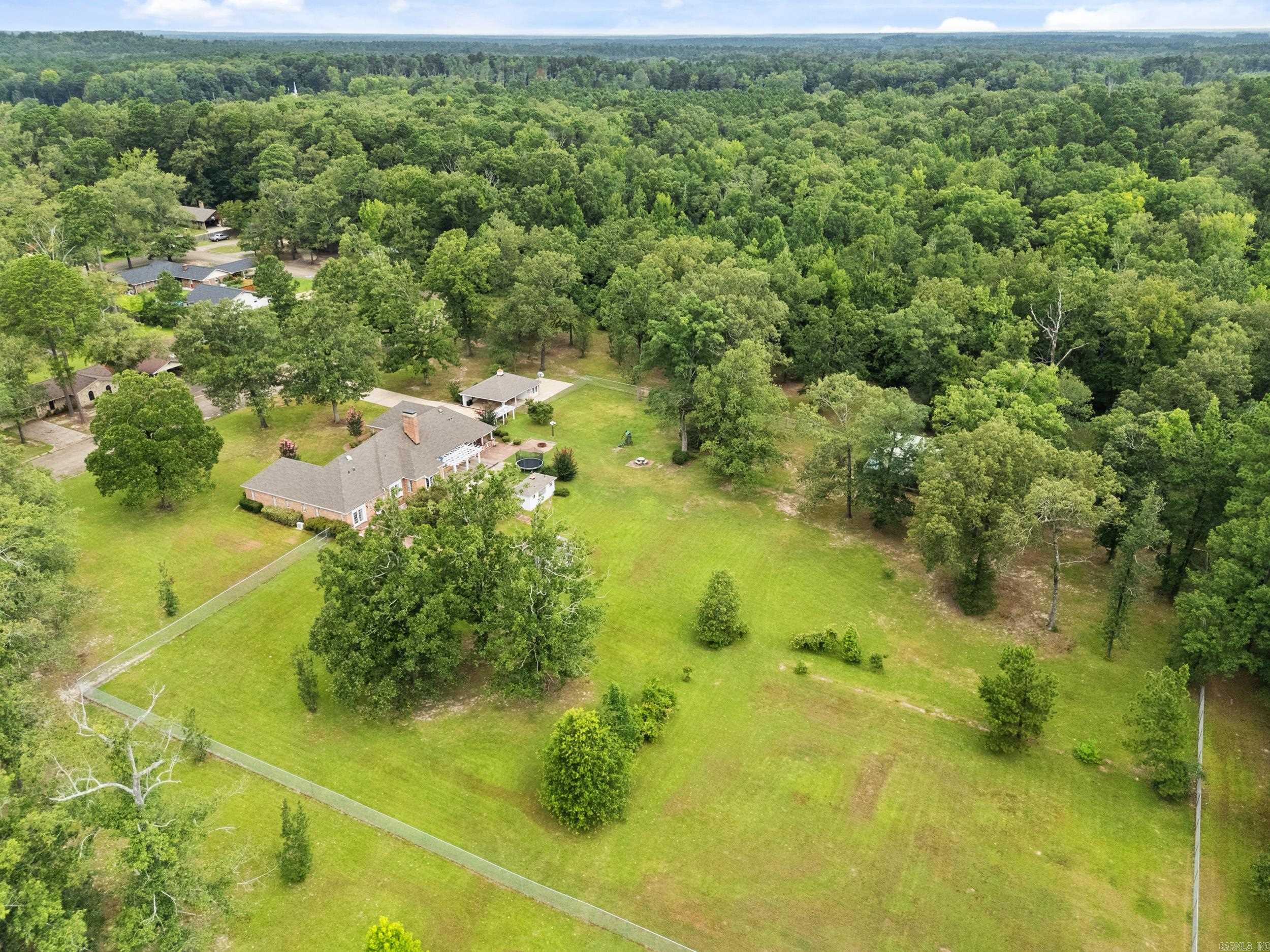 GREEN ACRES - Residential