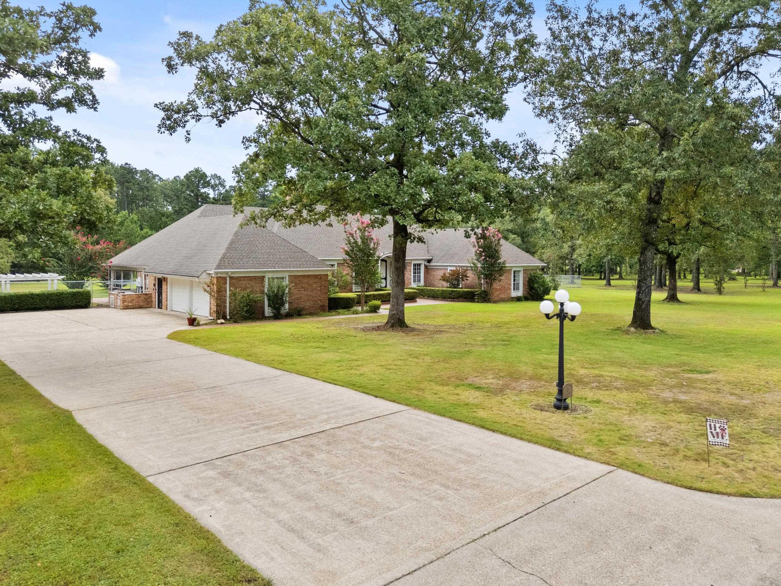 GREEN ACRES - Residential