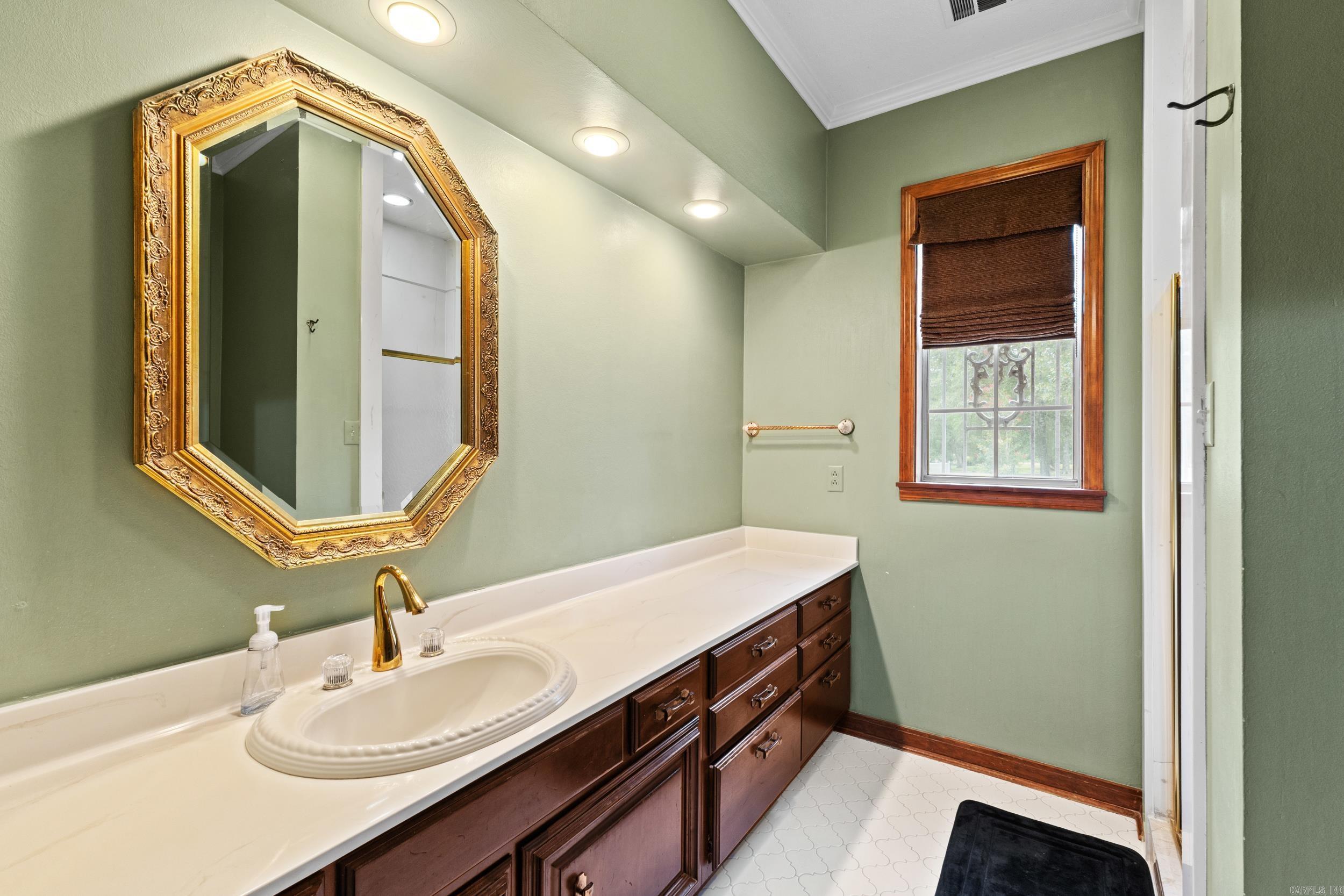 GREEN ACRES - Residential