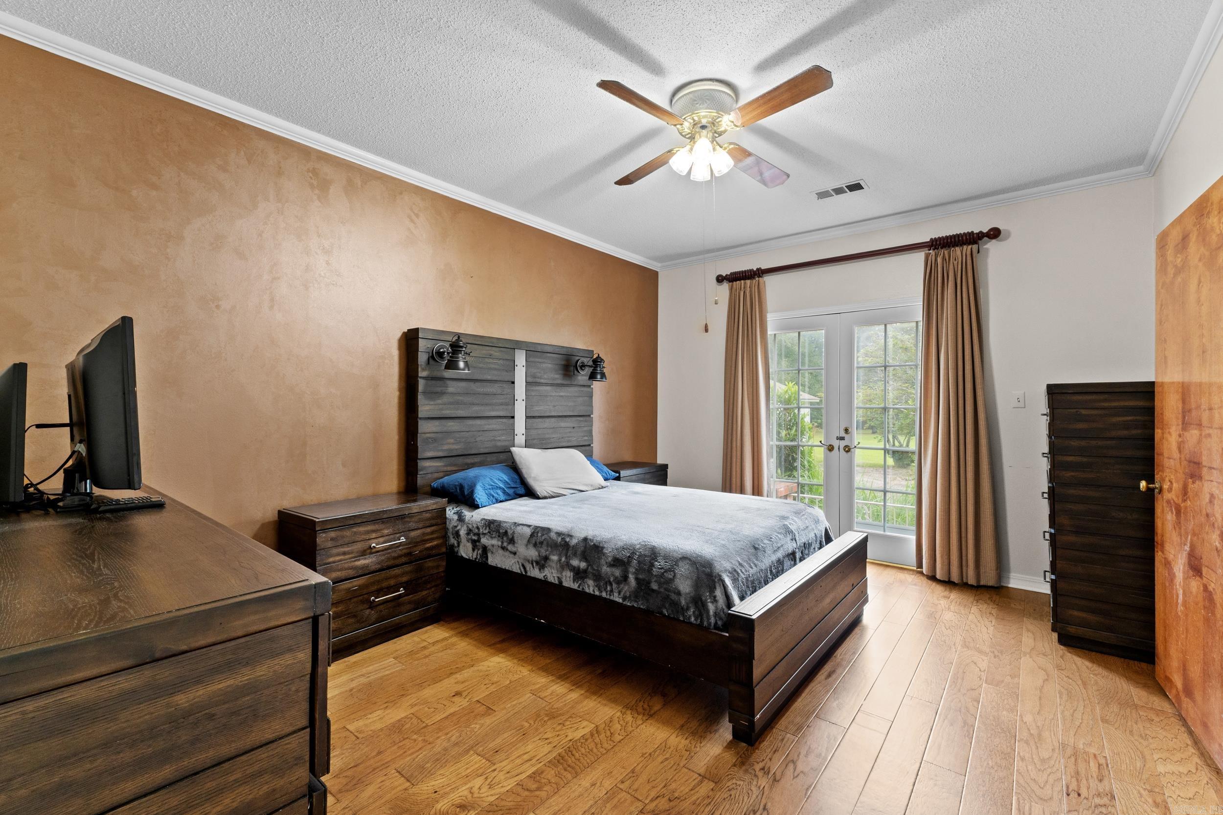 GREEN ACRES - Residential