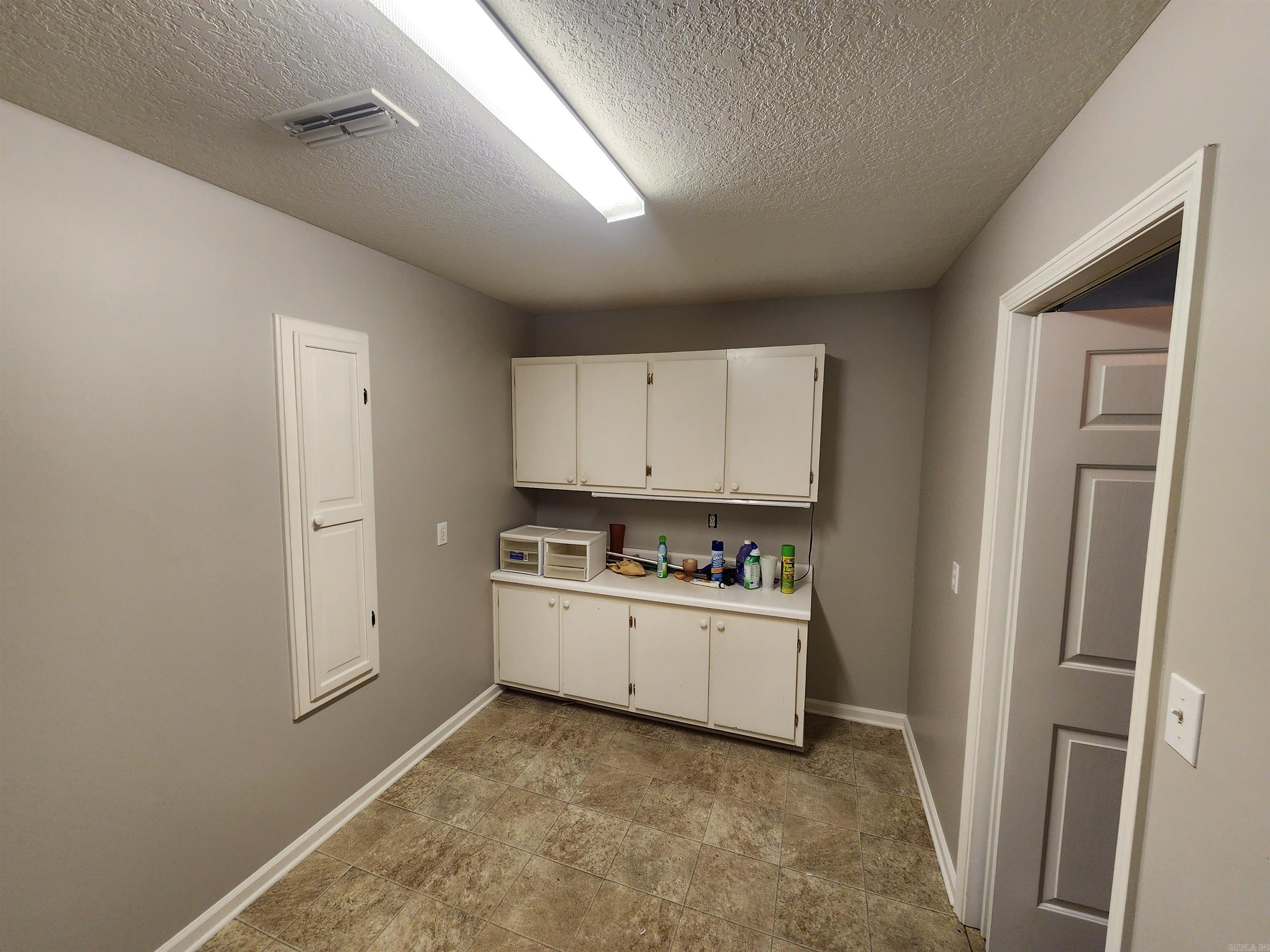WALNUT VALLEY - Residential