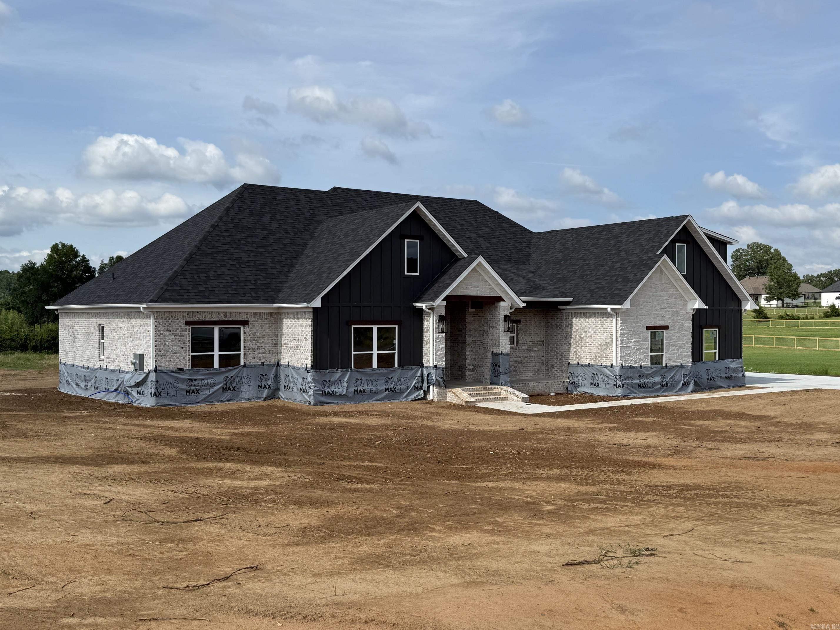 REPUBLICAN VALLEY ESTATES - Residential