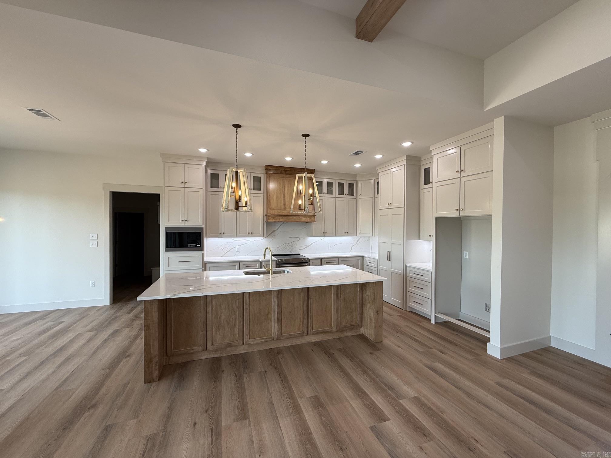 REPUBLICAN VALLEY ESTATES - Residential