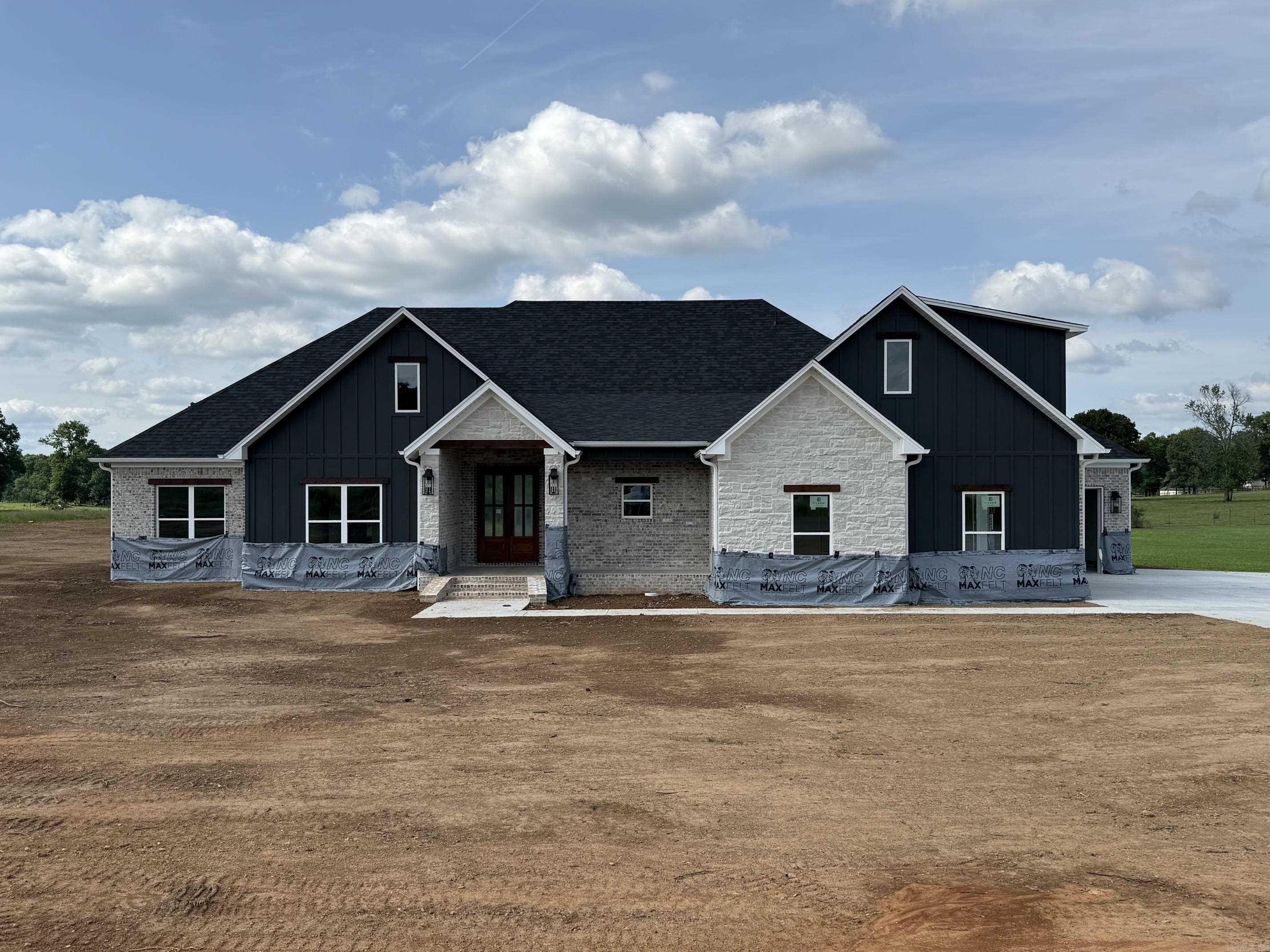 REPUBLICAN VALLEY ESTATES - Residential