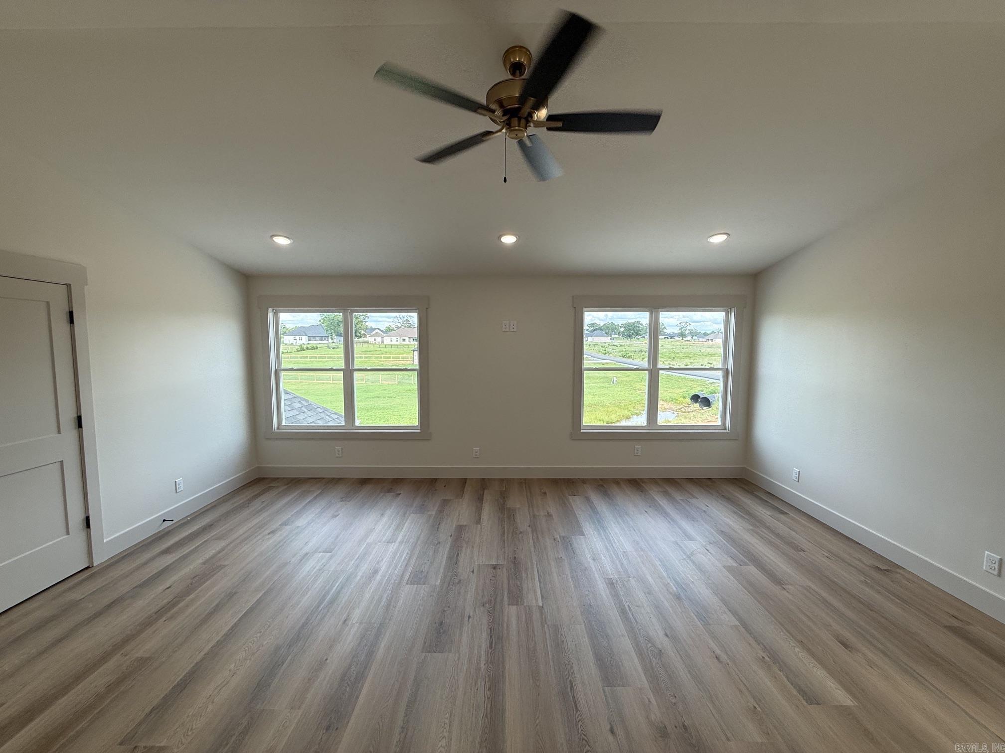 REPUBLICAN VALLEY ESTATES - Residential