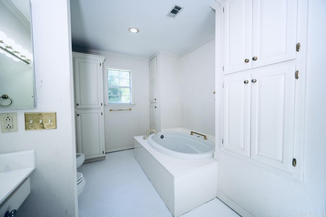 Powers-Thayers - Residential