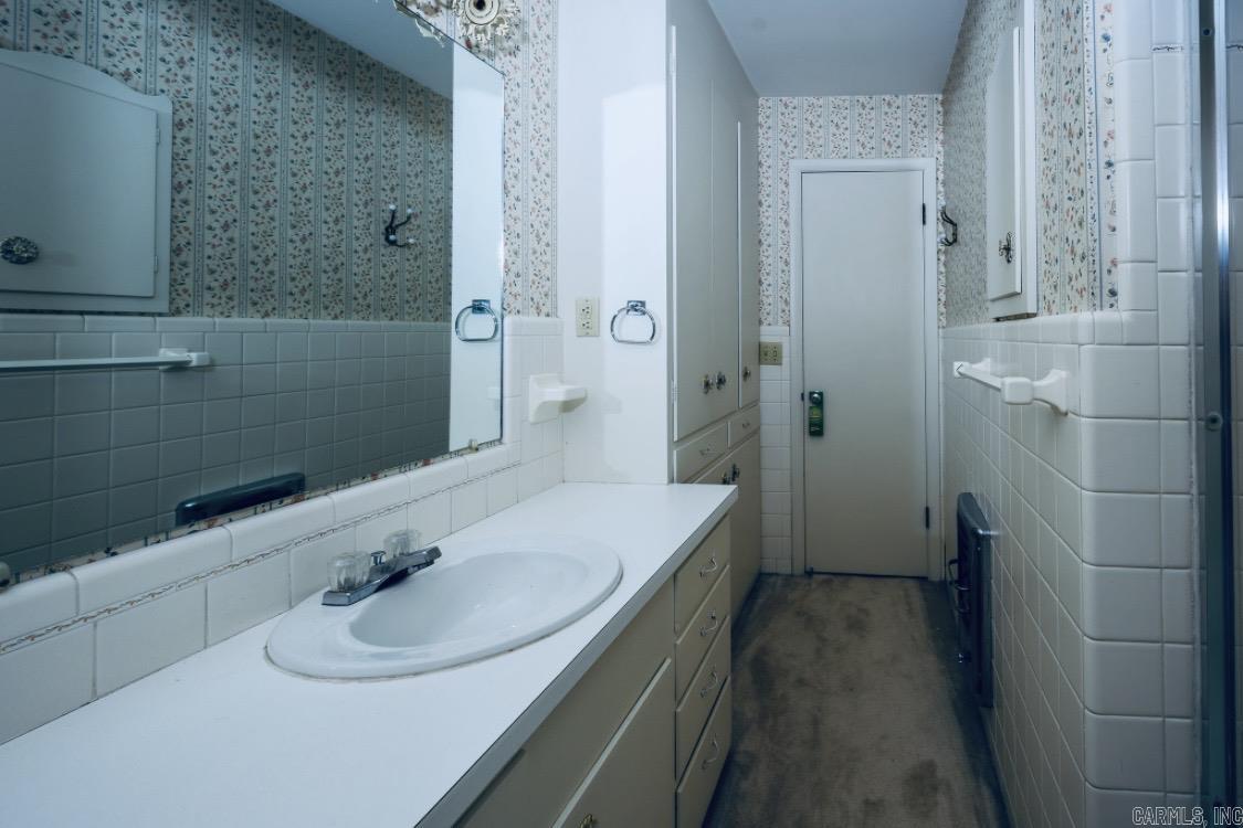 Powers-Thayers - Residential