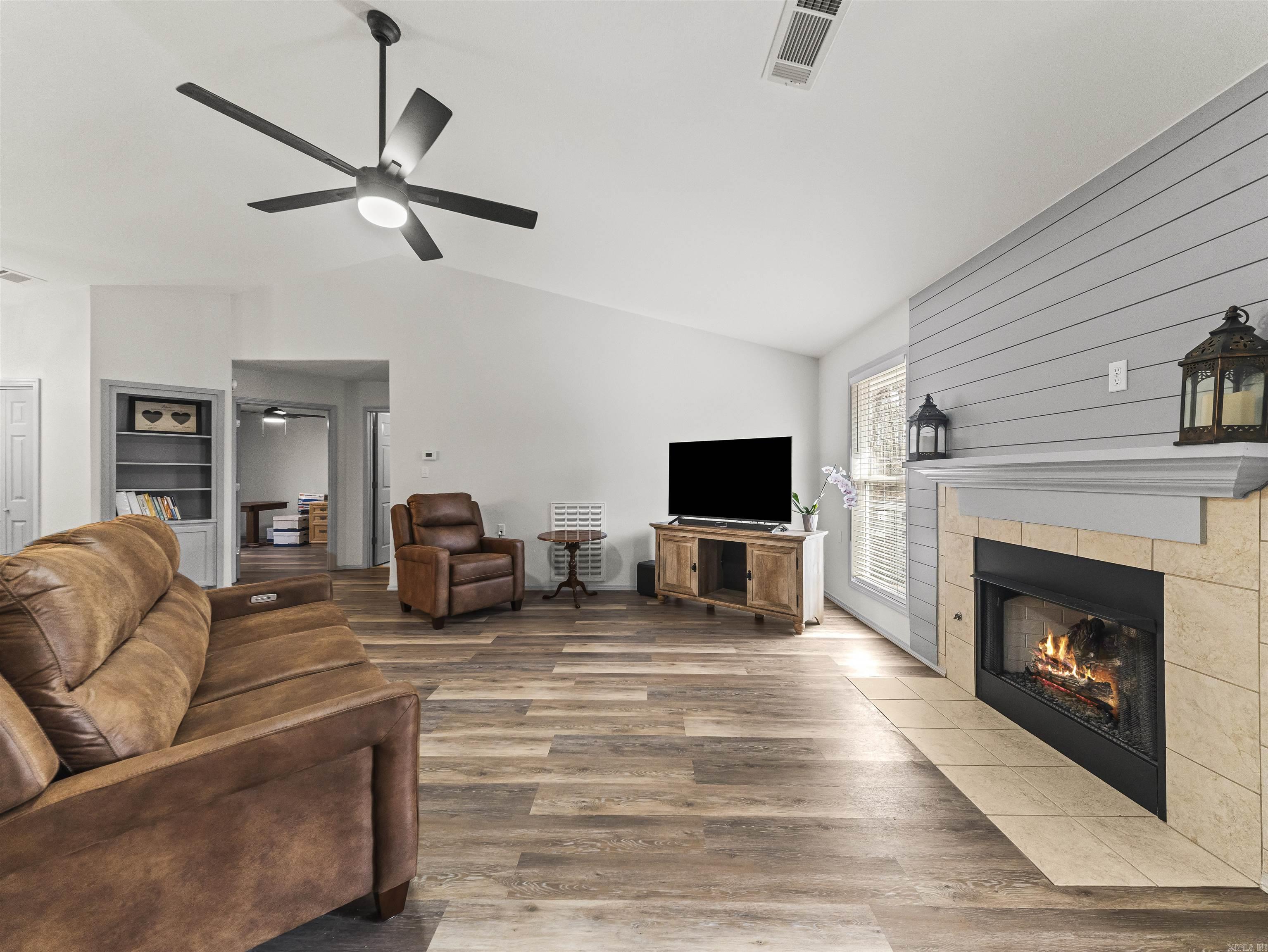 REATA - Residential