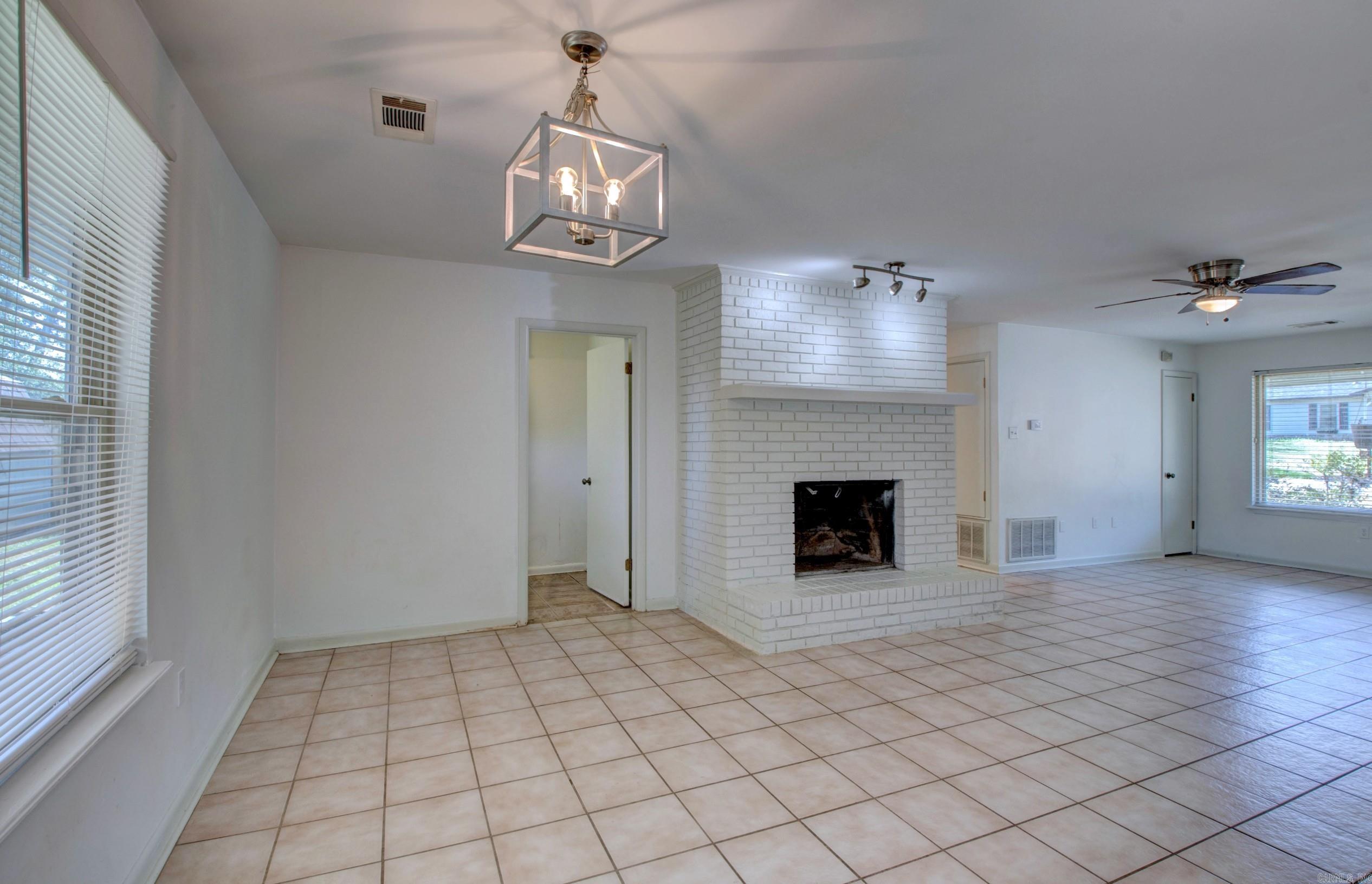 KINGSPARK TO COOK MTN VIL - Residential