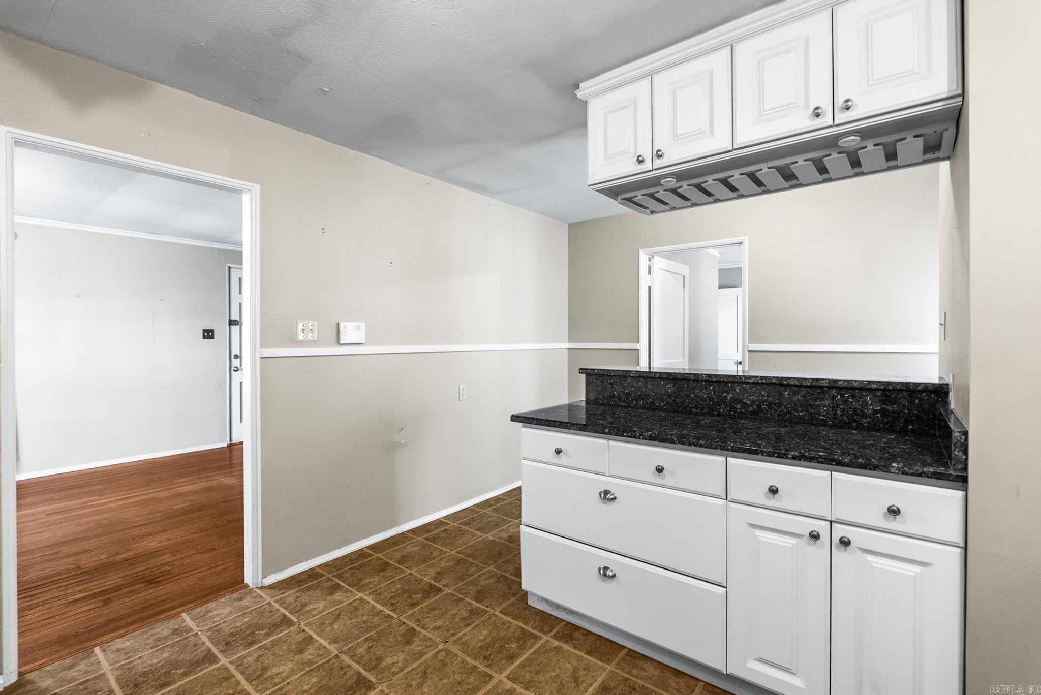 KINGWOOD PLACE - Residential