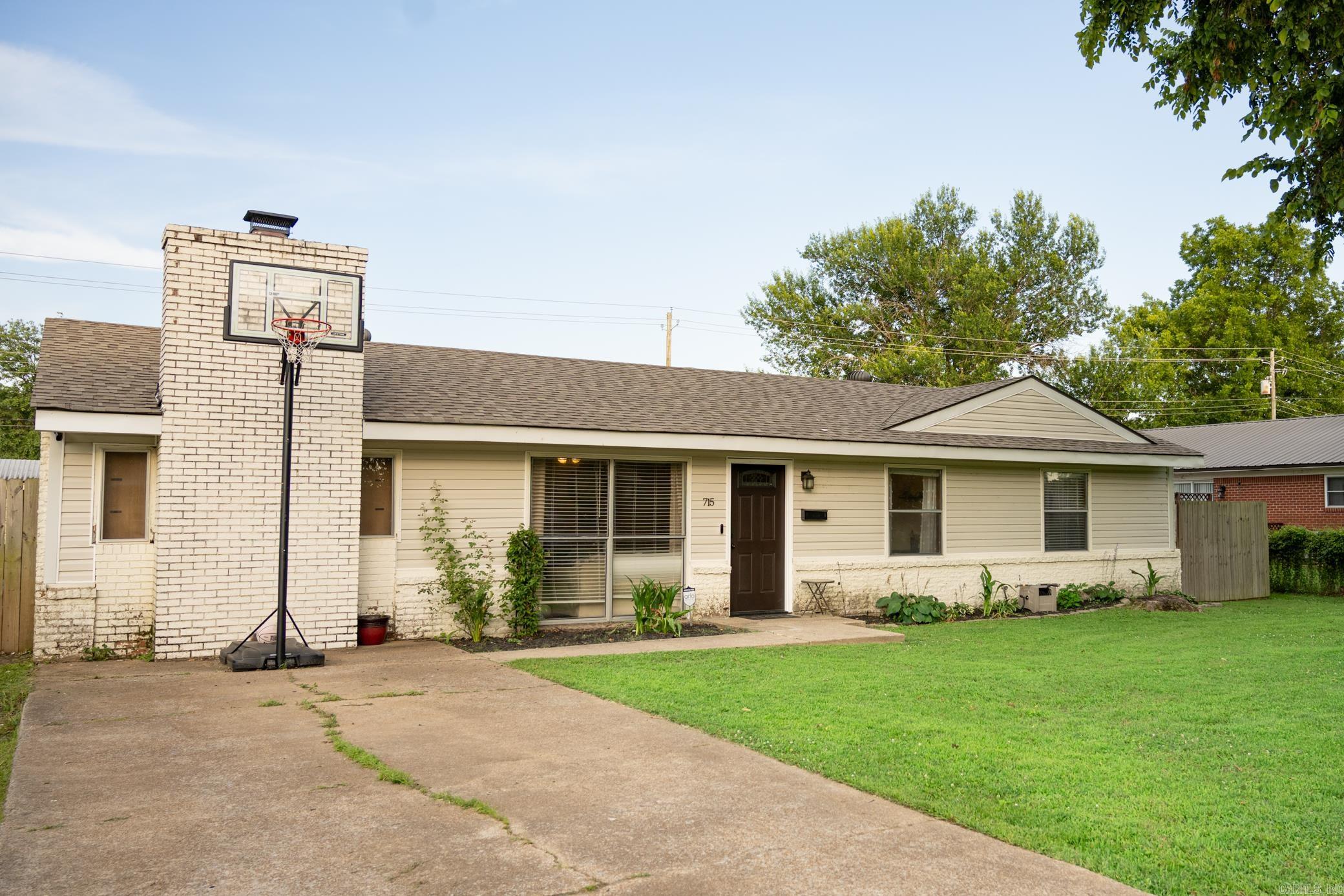 Lawrence - Residential