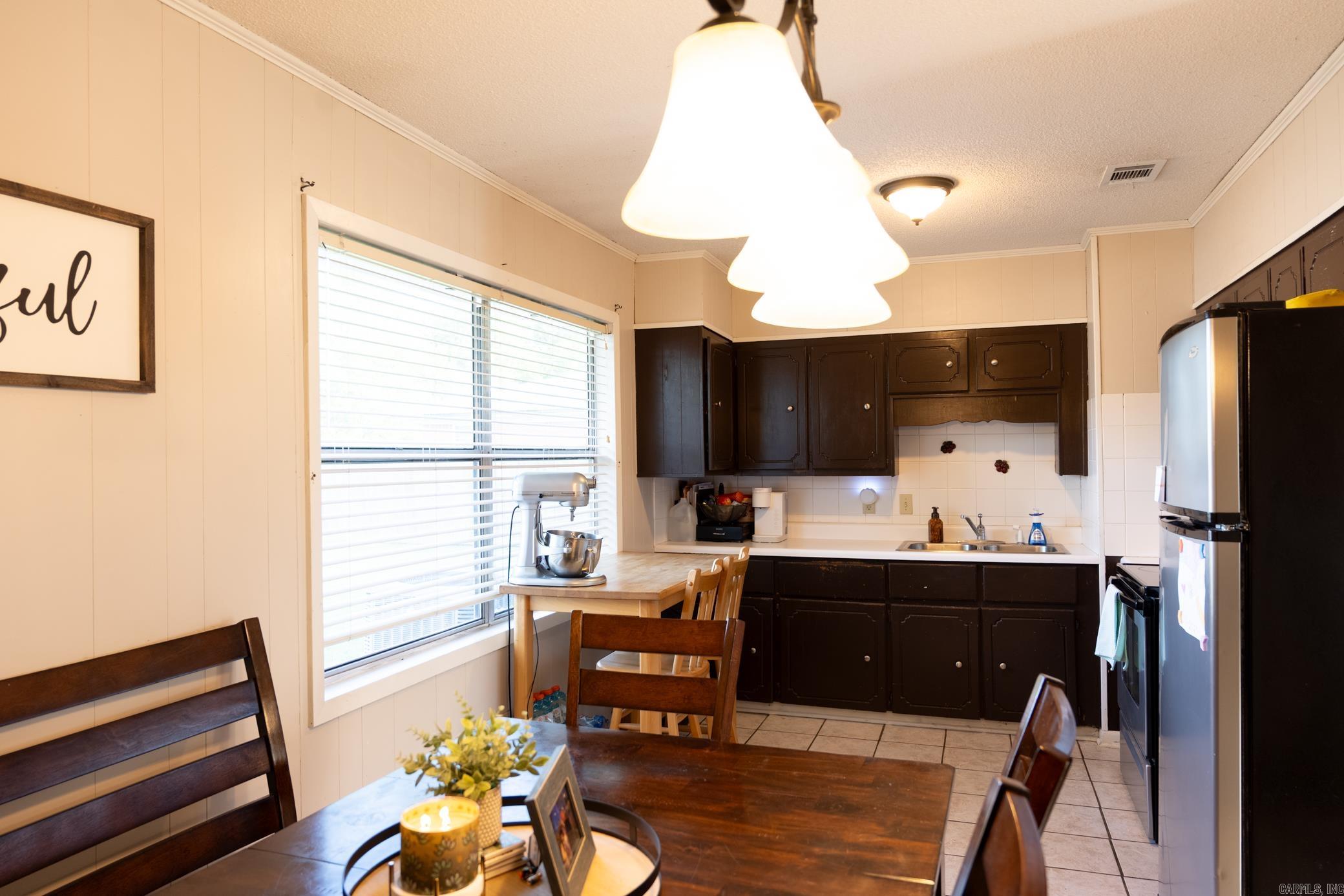 Lawrence - Residential