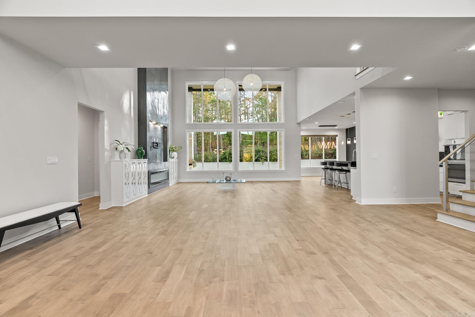 CHENAL VALLEY "ENSBURY PLACE" - Residential