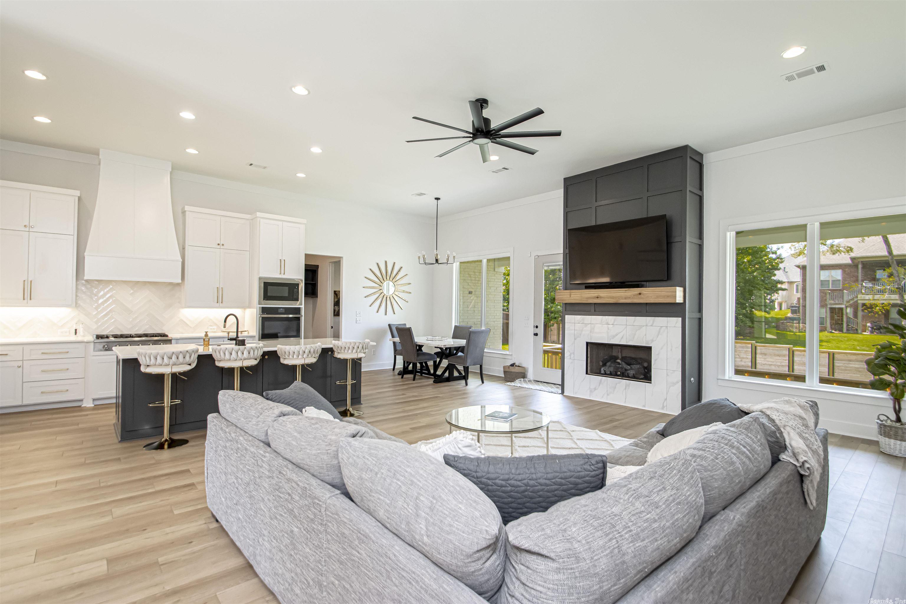 OSAGE FALLS ADDN - Residential