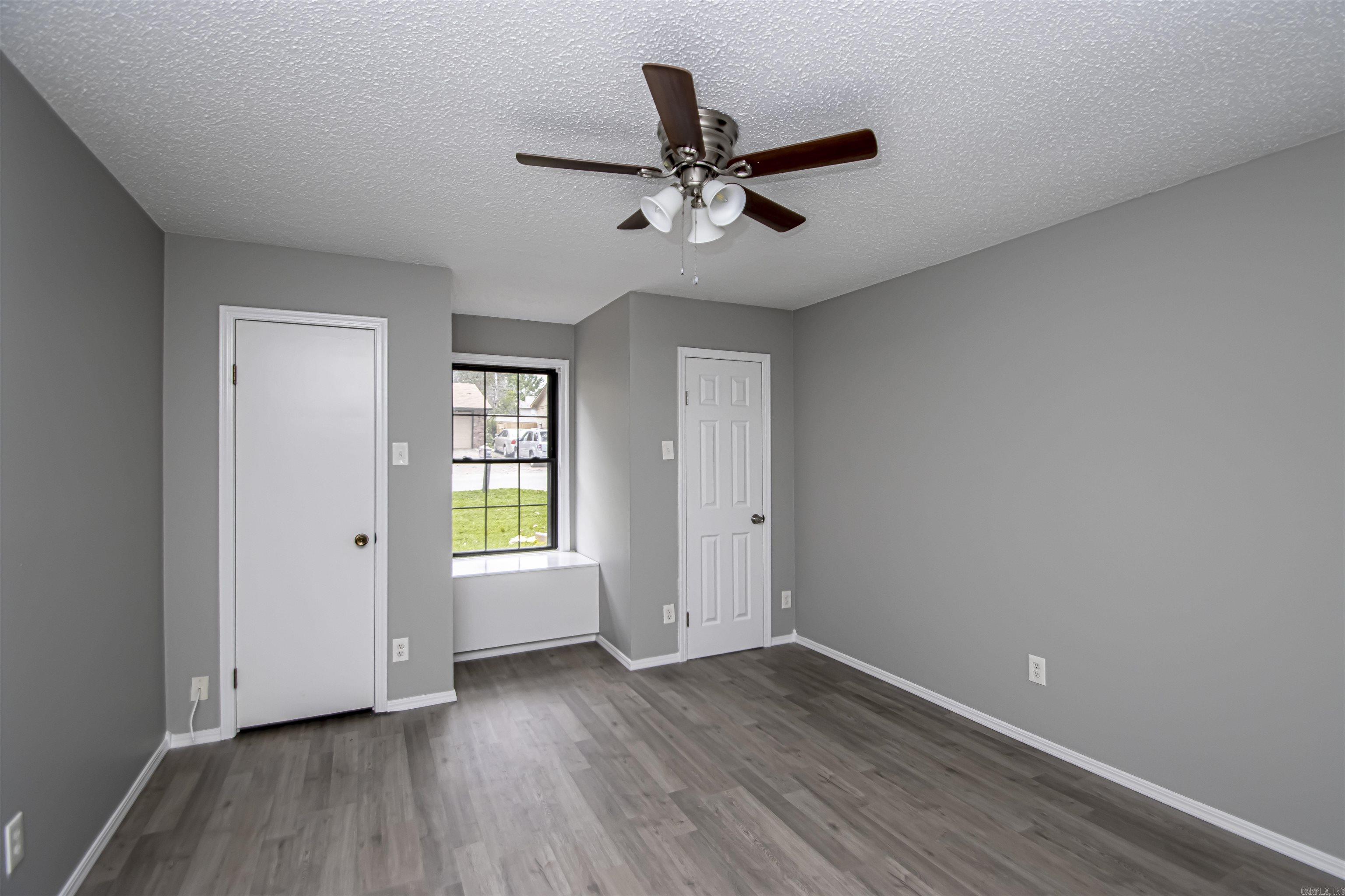 PLEASANT VIEW - Residential