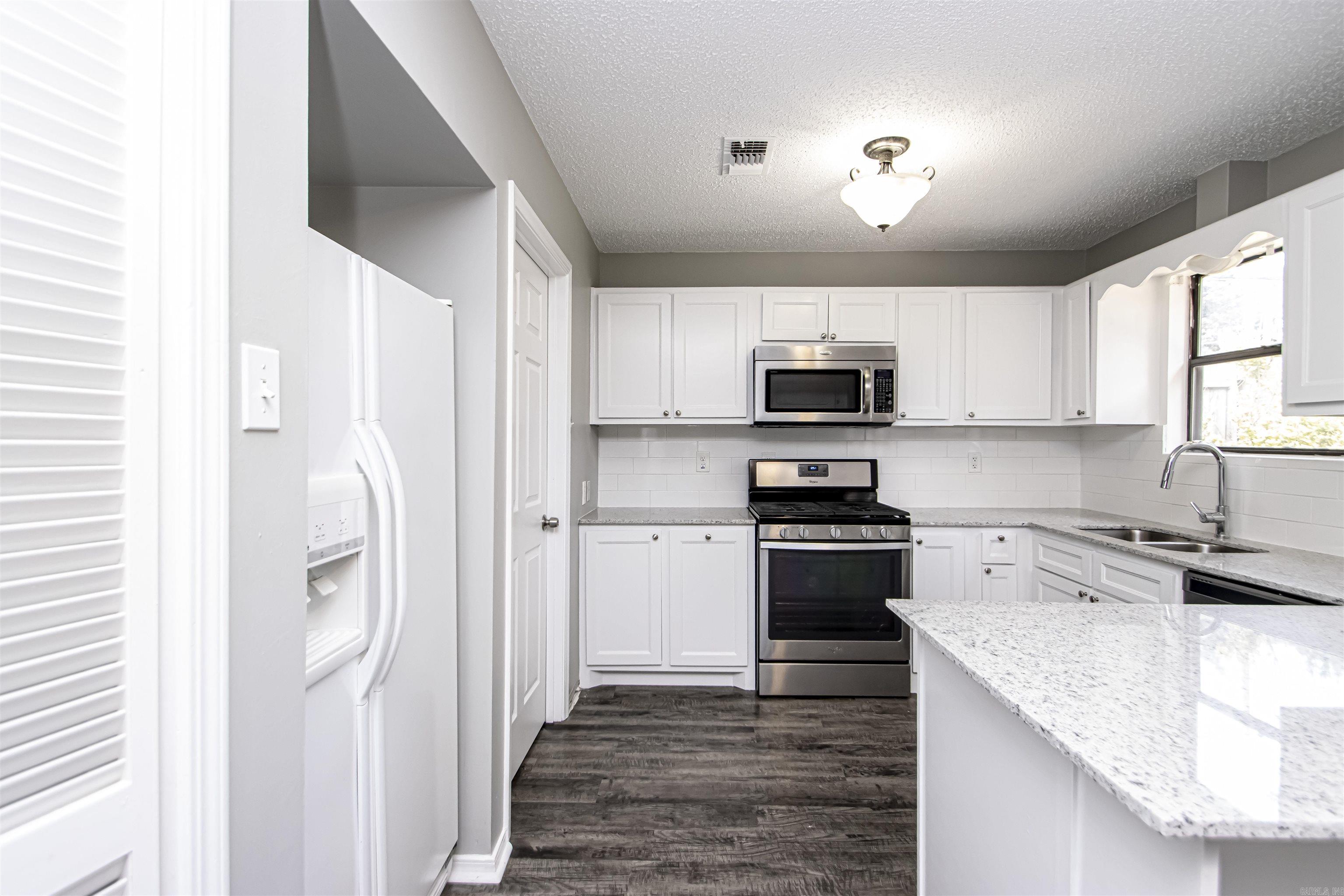 PLEASANT VIEW - Residential