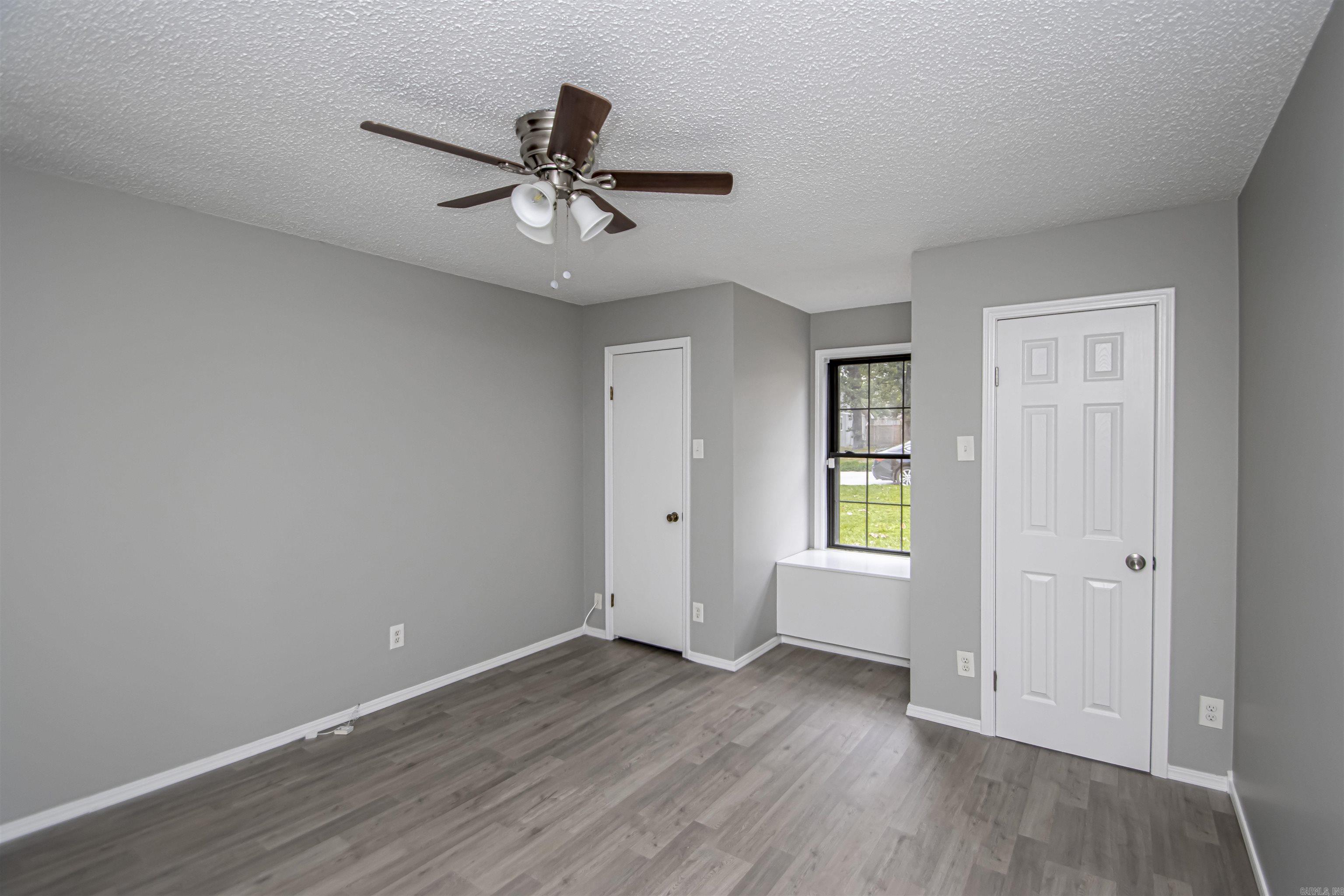 PLEASANT VIEW - Residential