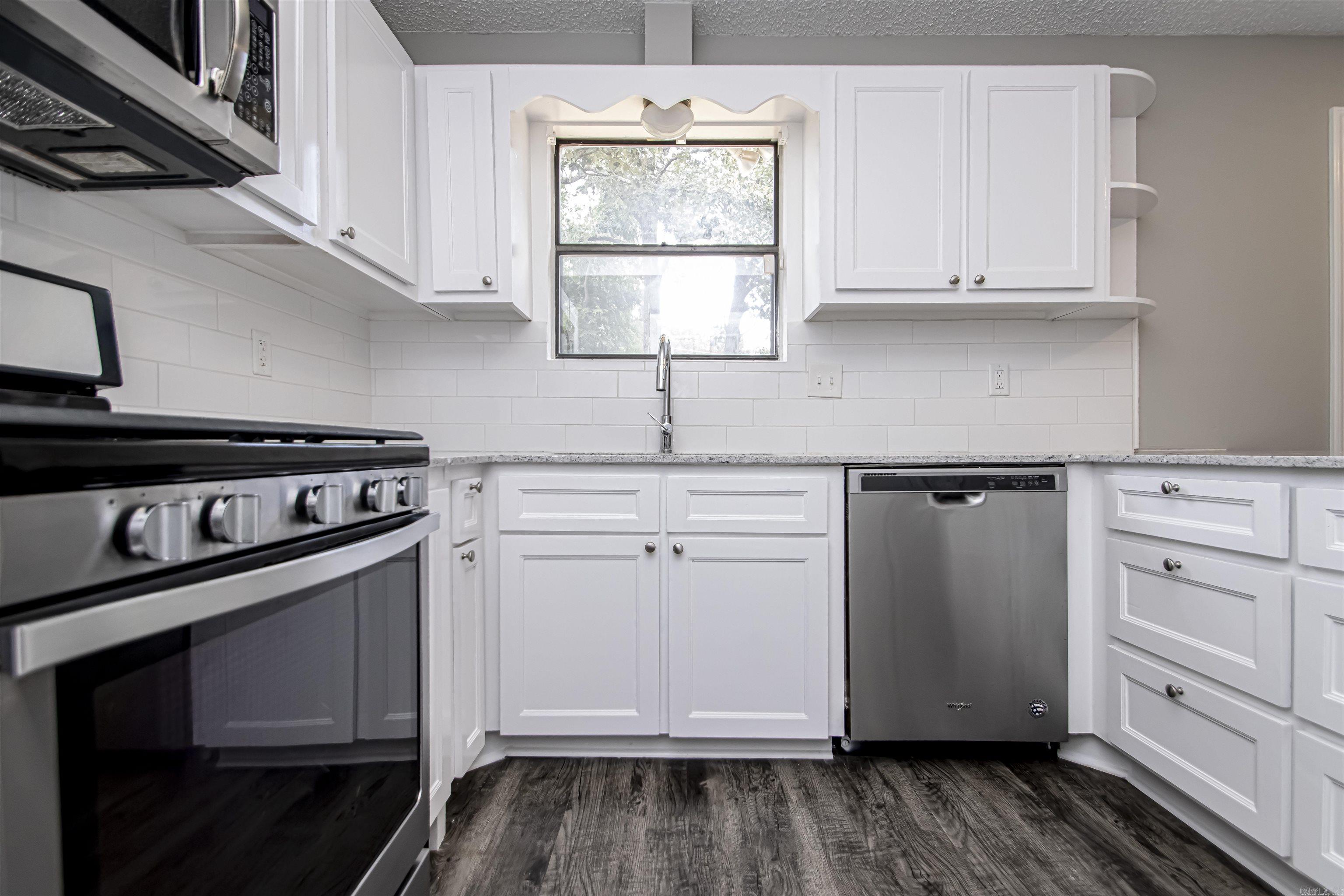 PLEASANT VIEW - Residential