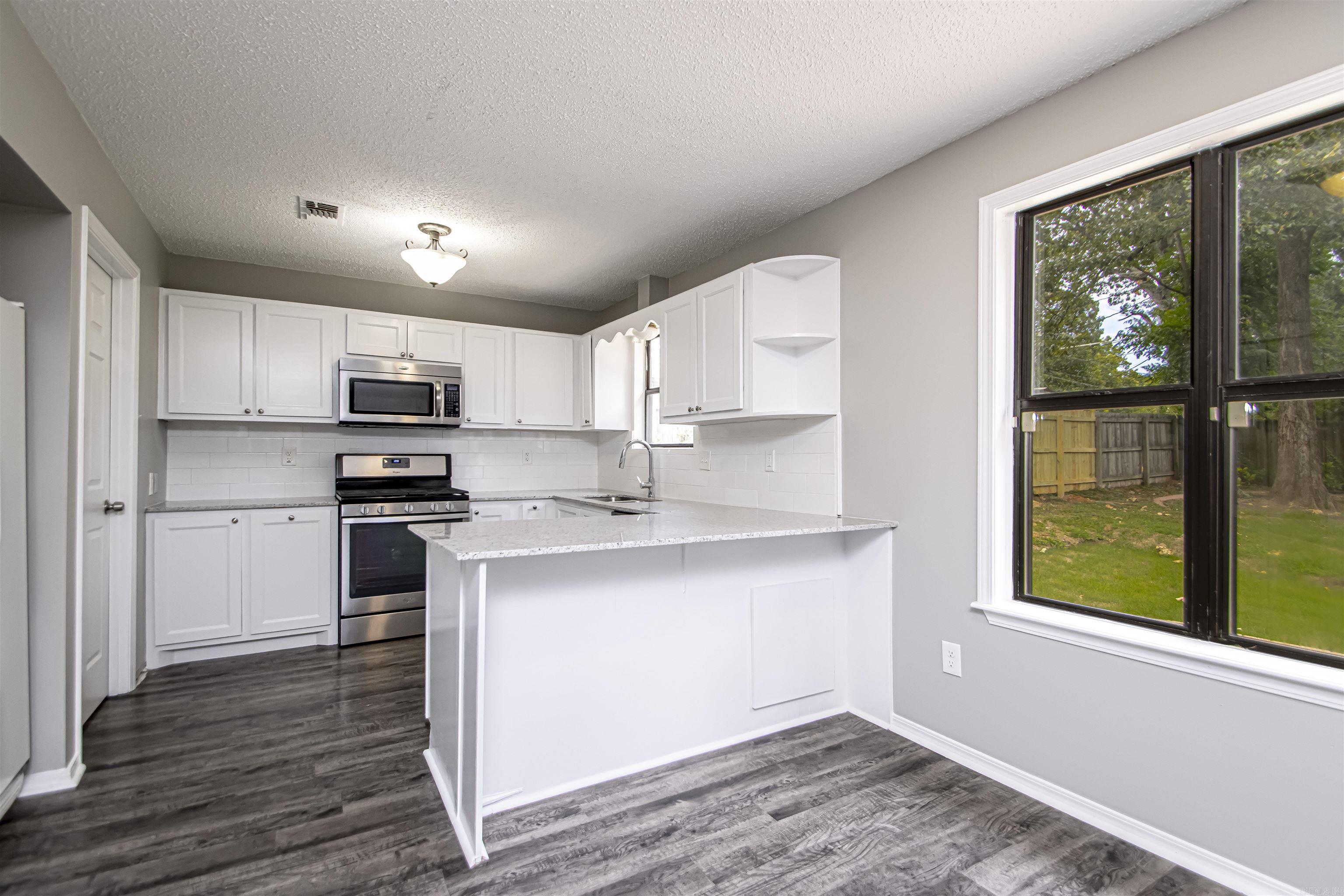 PLEASANT VIEW - Residential