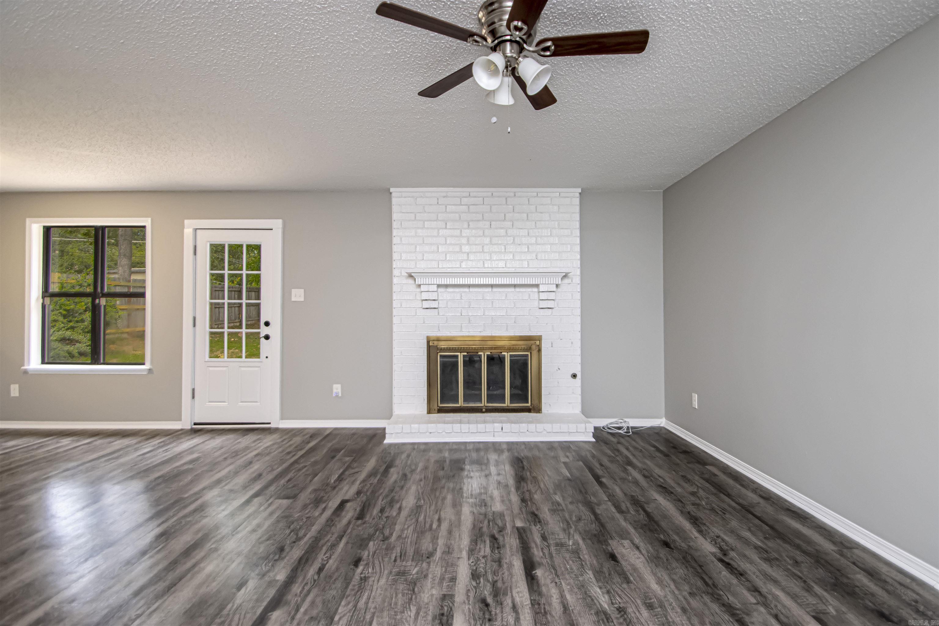 PLEASANT VIEW - Residential