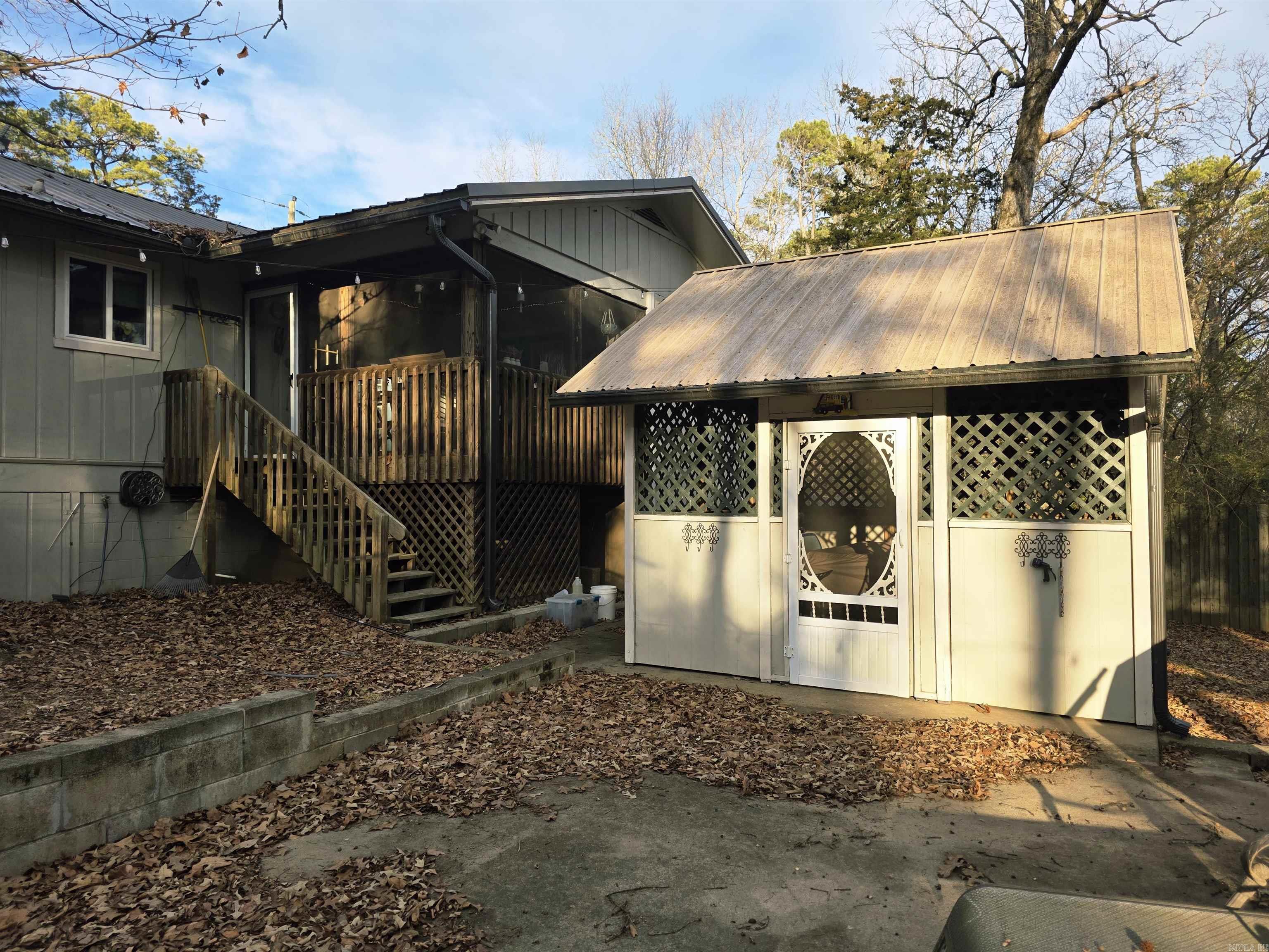 HAMILTON HILLS - Residential