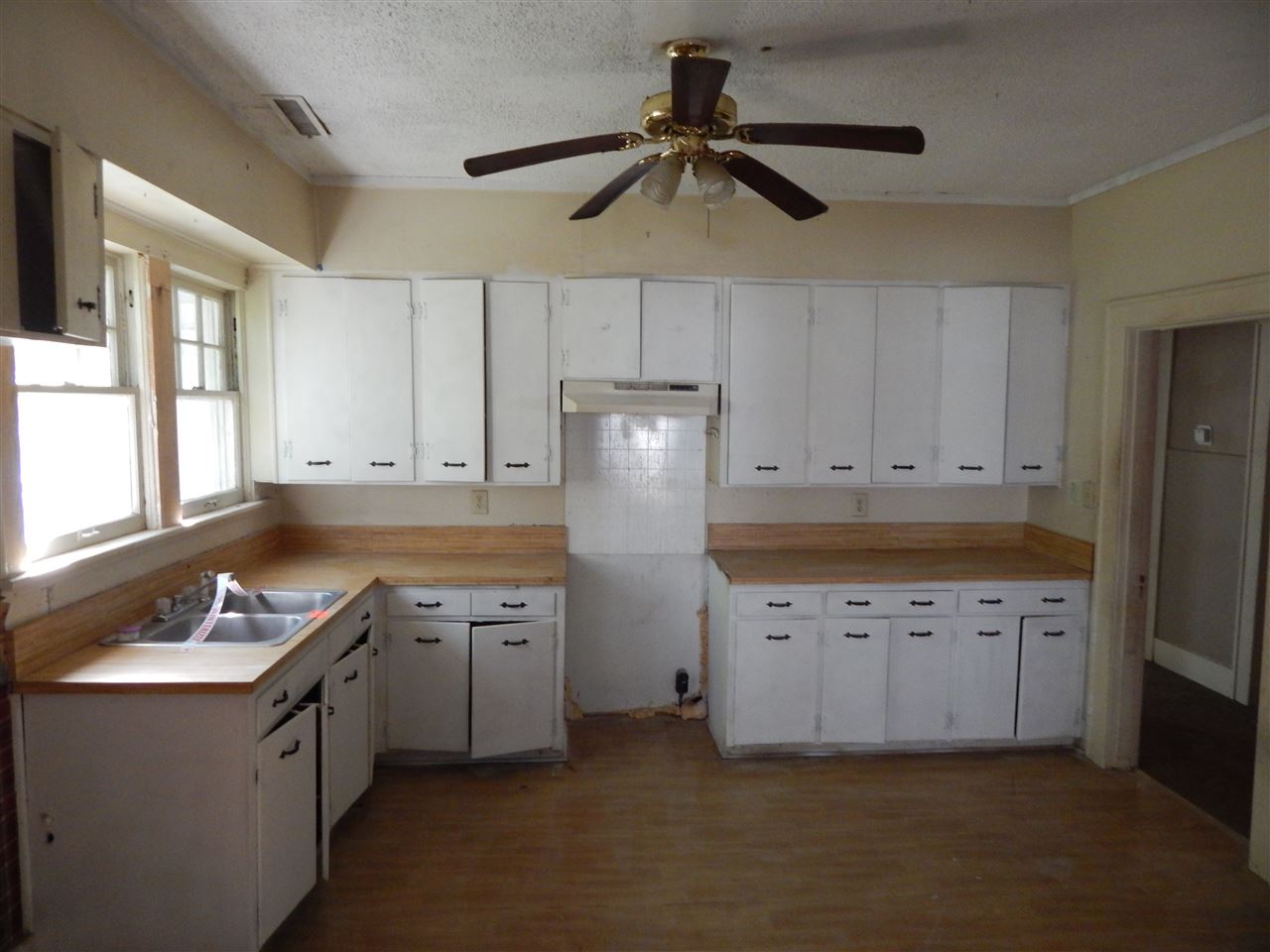 AUSTIN & TAYLOR ADDITION - Residential