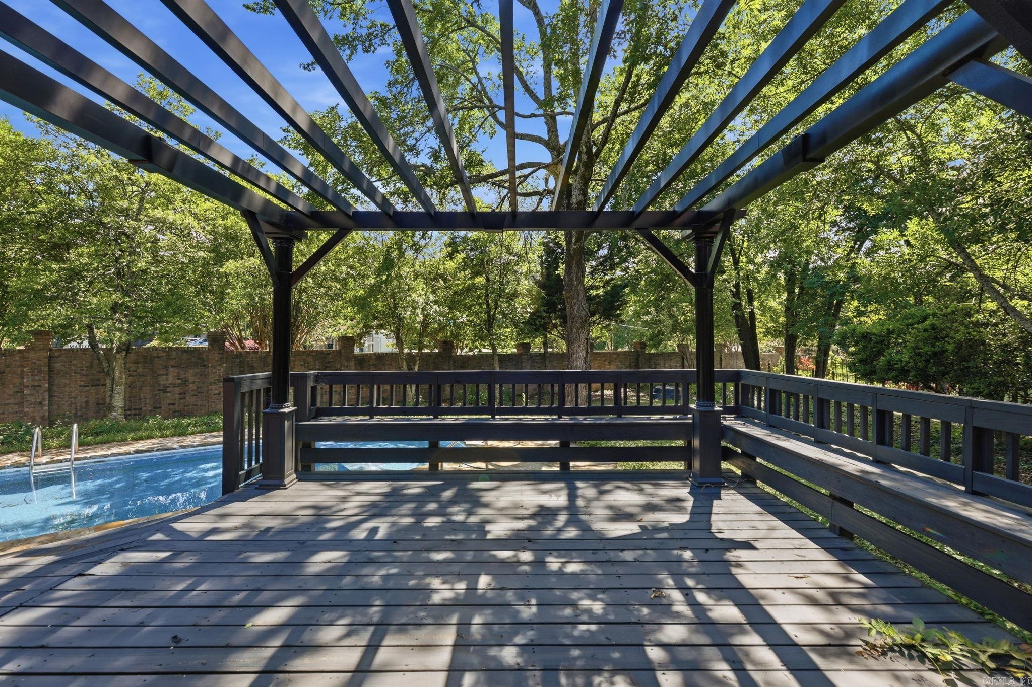 PLEASANT VALLEY ESTATES - Residential