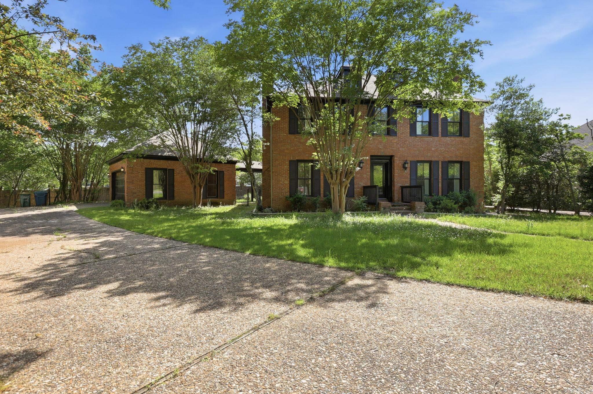PLEASANT VALLEY ESTATES - Residential