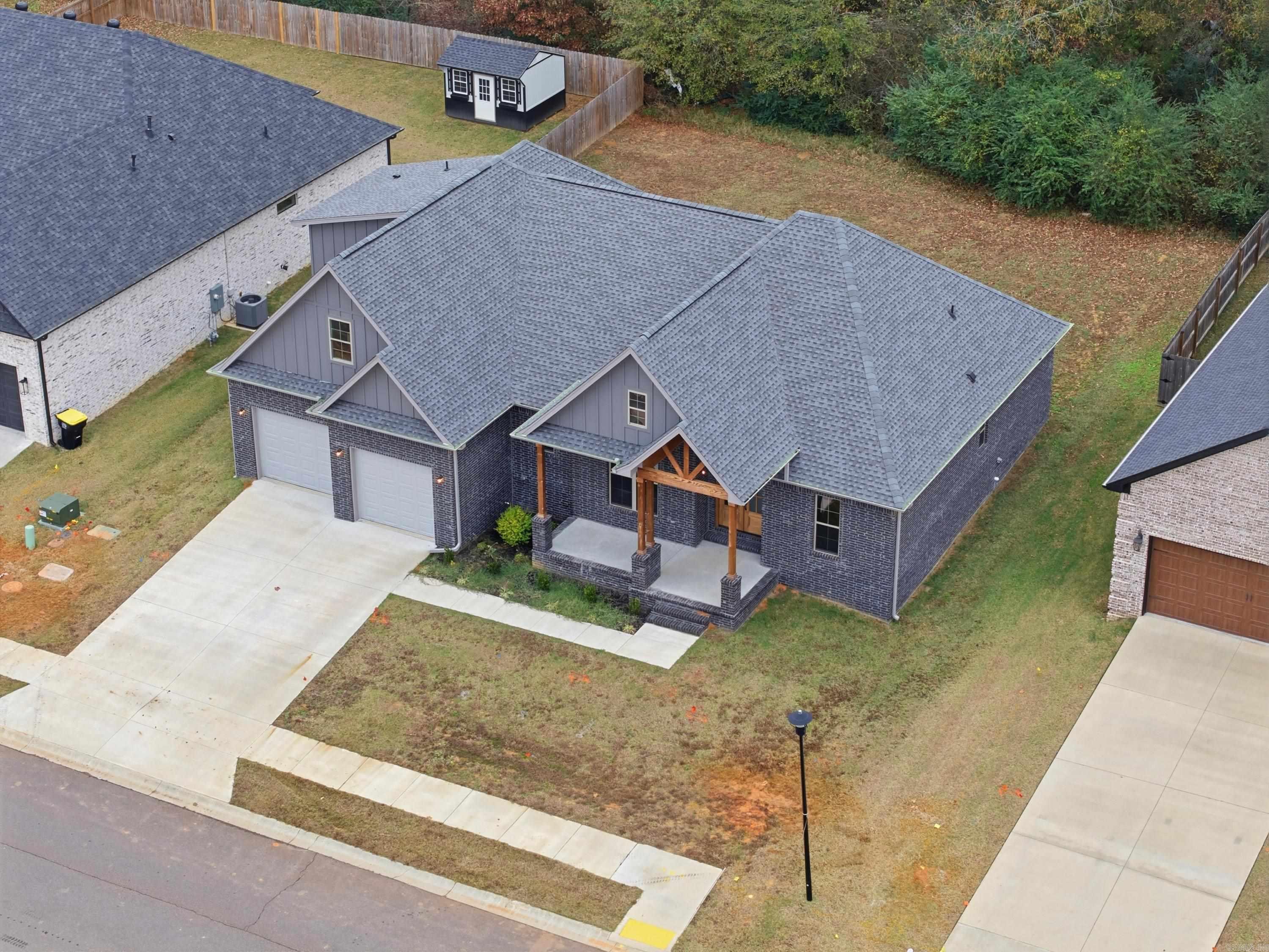 DENALI HEIGHTS - Residential