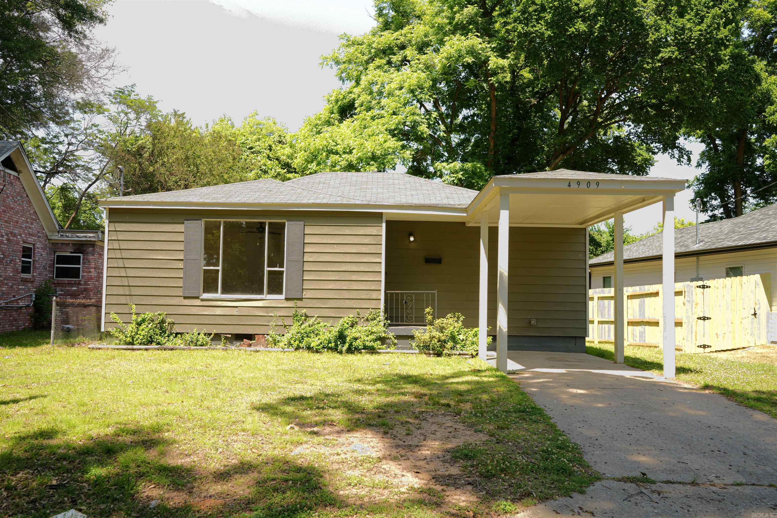 ATKINS JOHN L SCHOOL - Residential