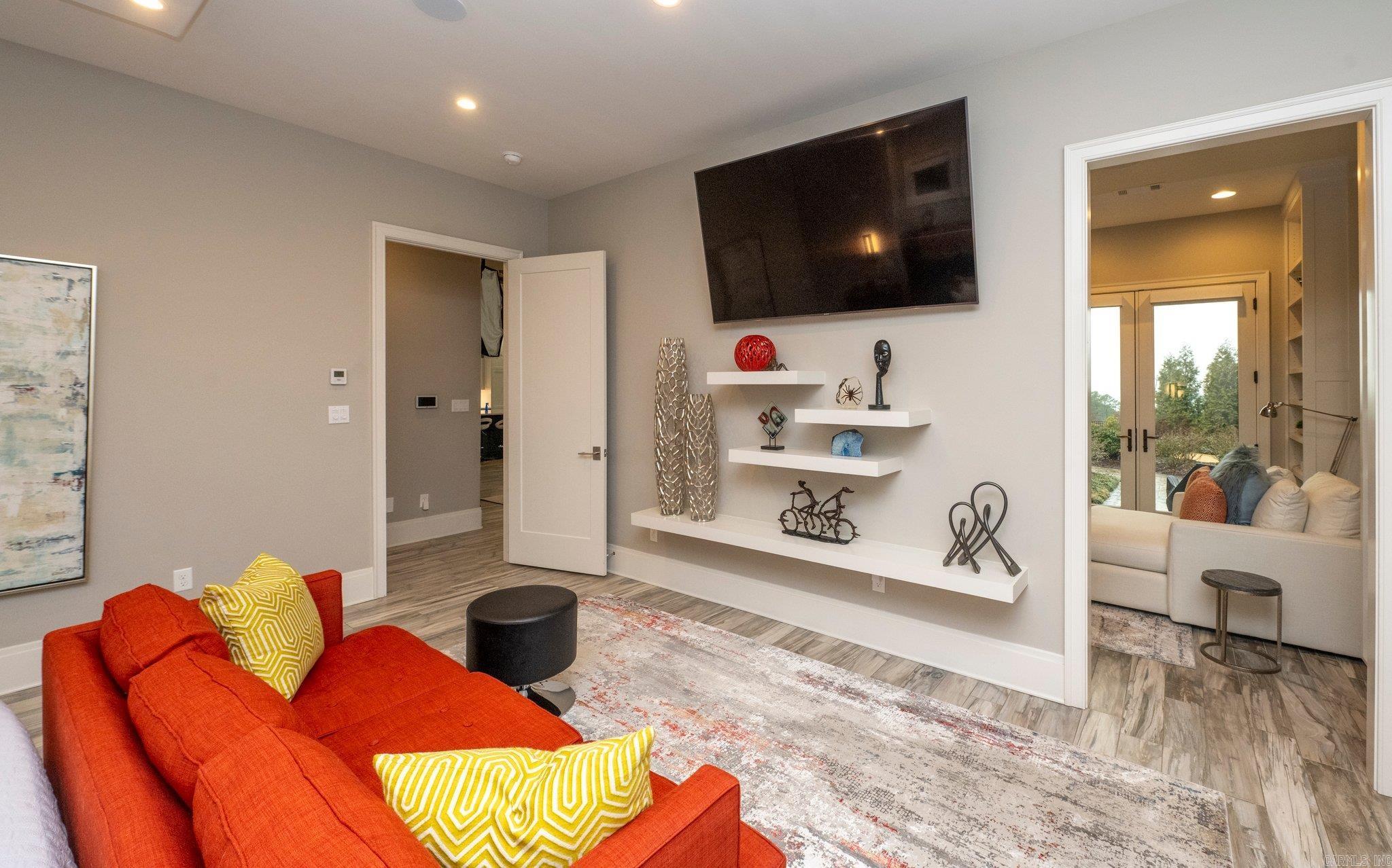 WATERVIEW ESTATES - Residential