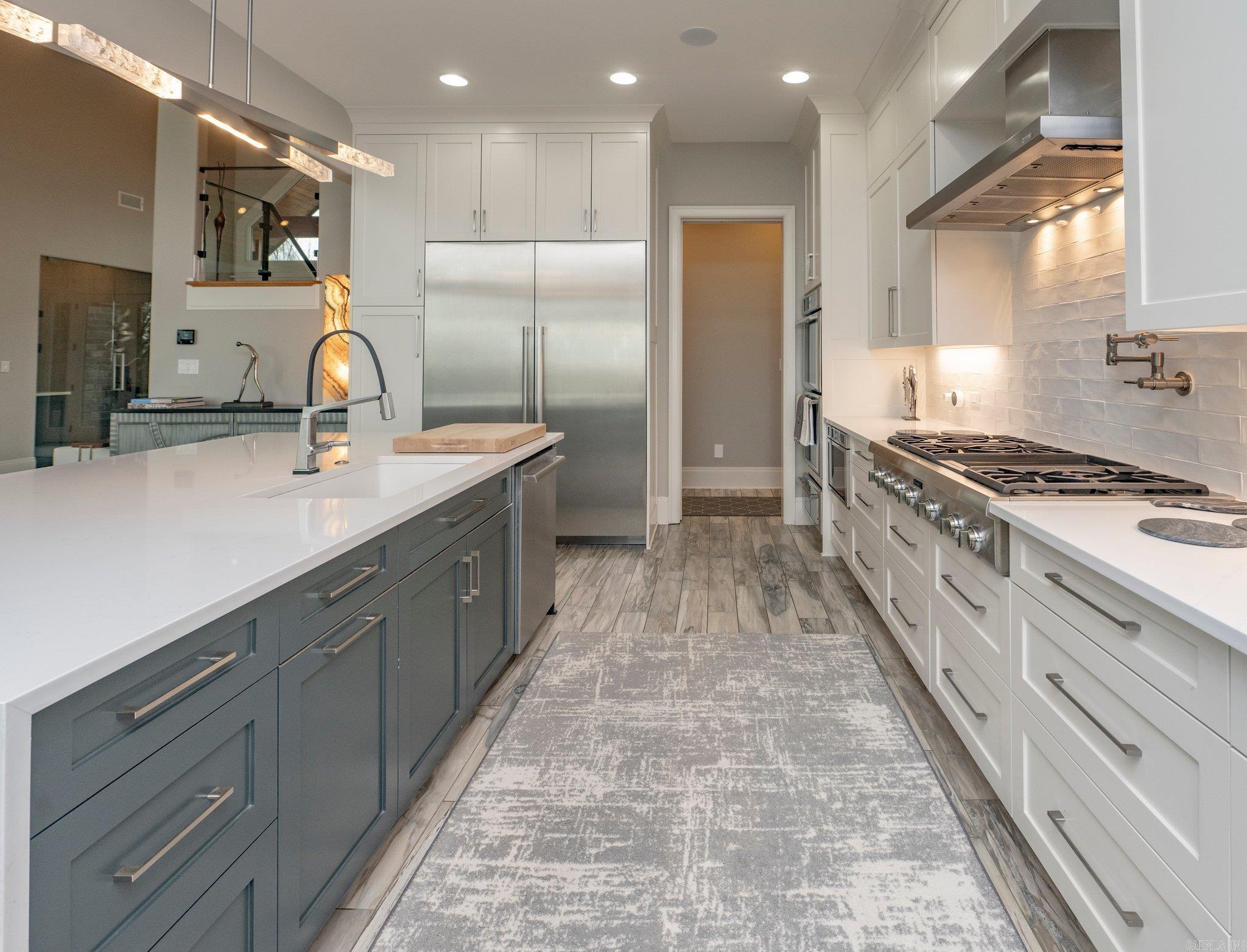 WATERVIEW ESTATES - Residential
