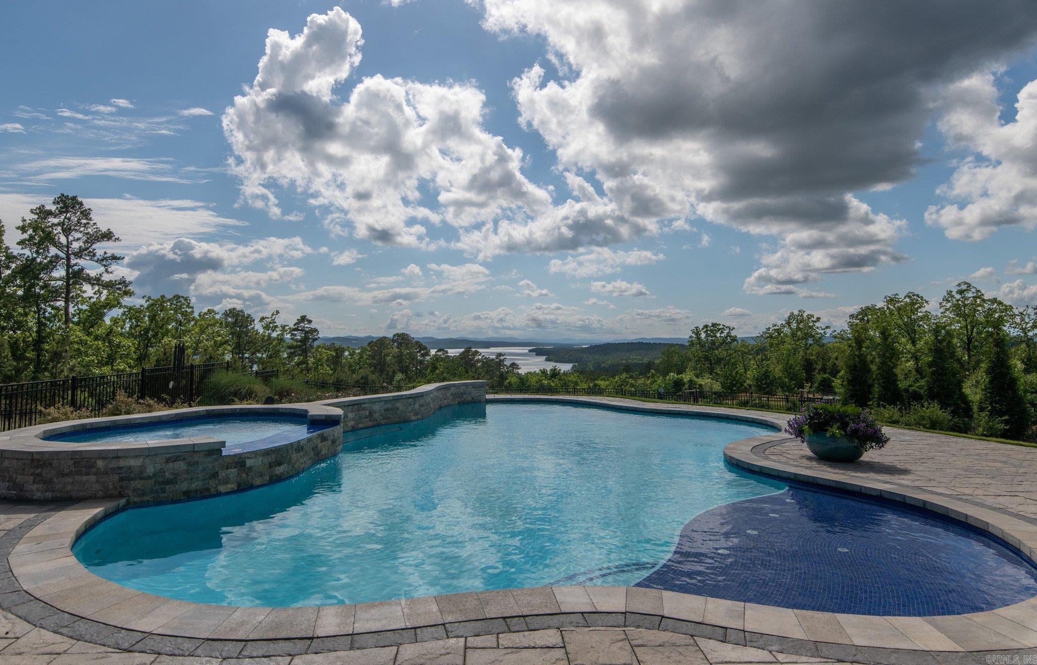 WATERVIEW ESTATES - Residential