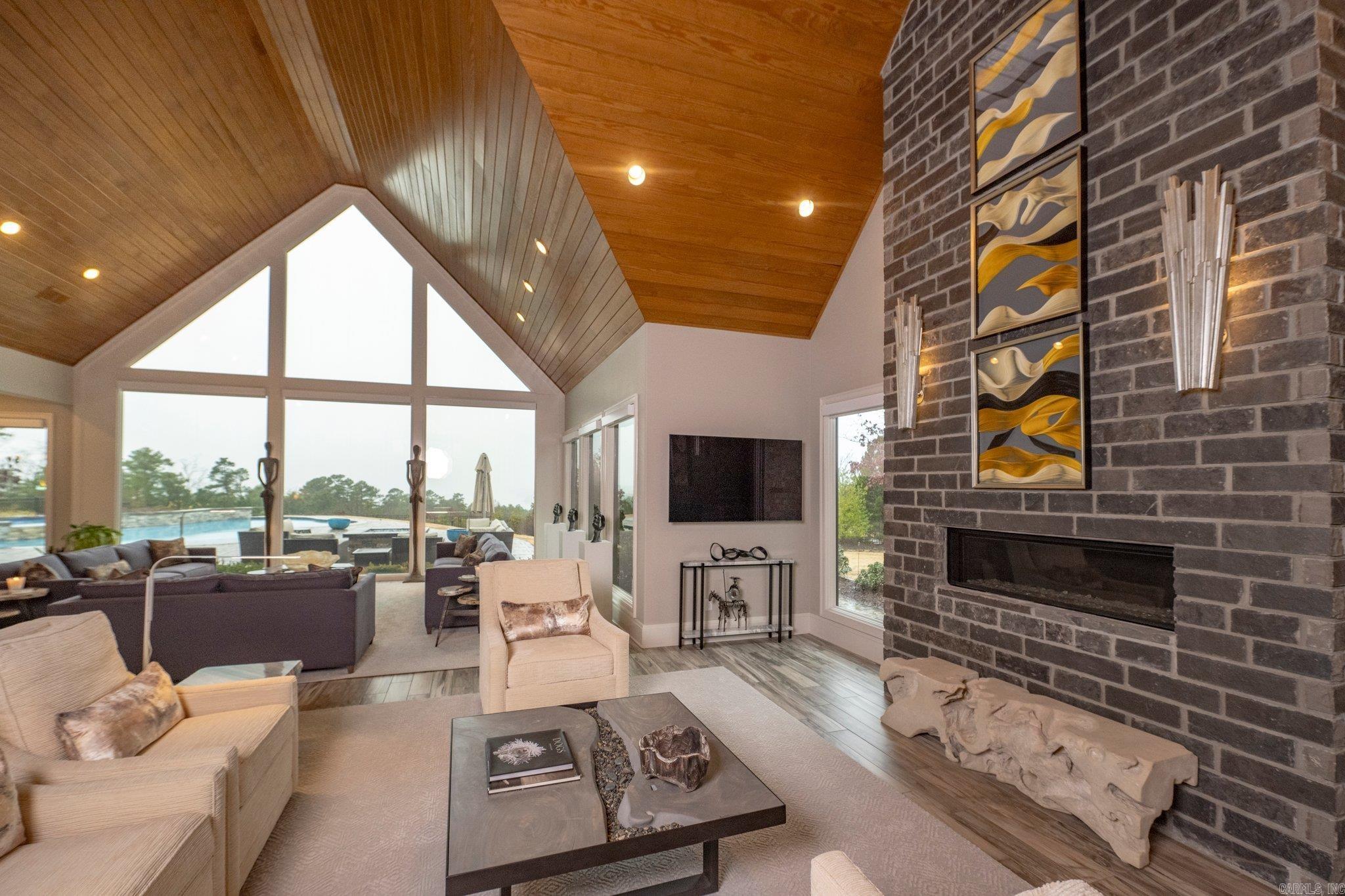 WATERVIEW ESTATES - Residential