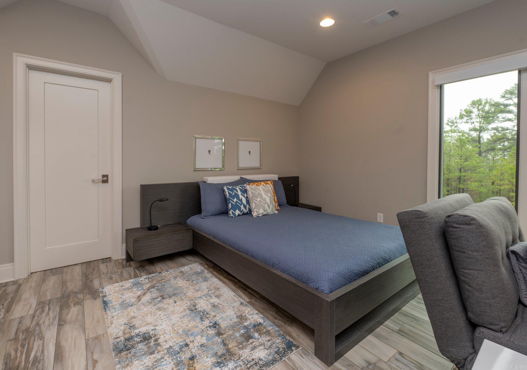 WATERVIEW ESTATES - Residential