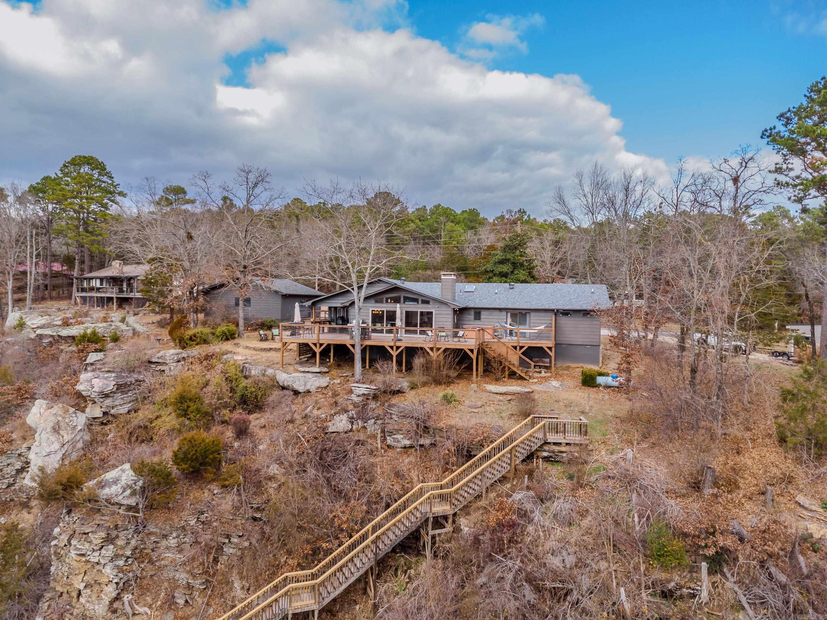 HAMILTON HILLS - Residential