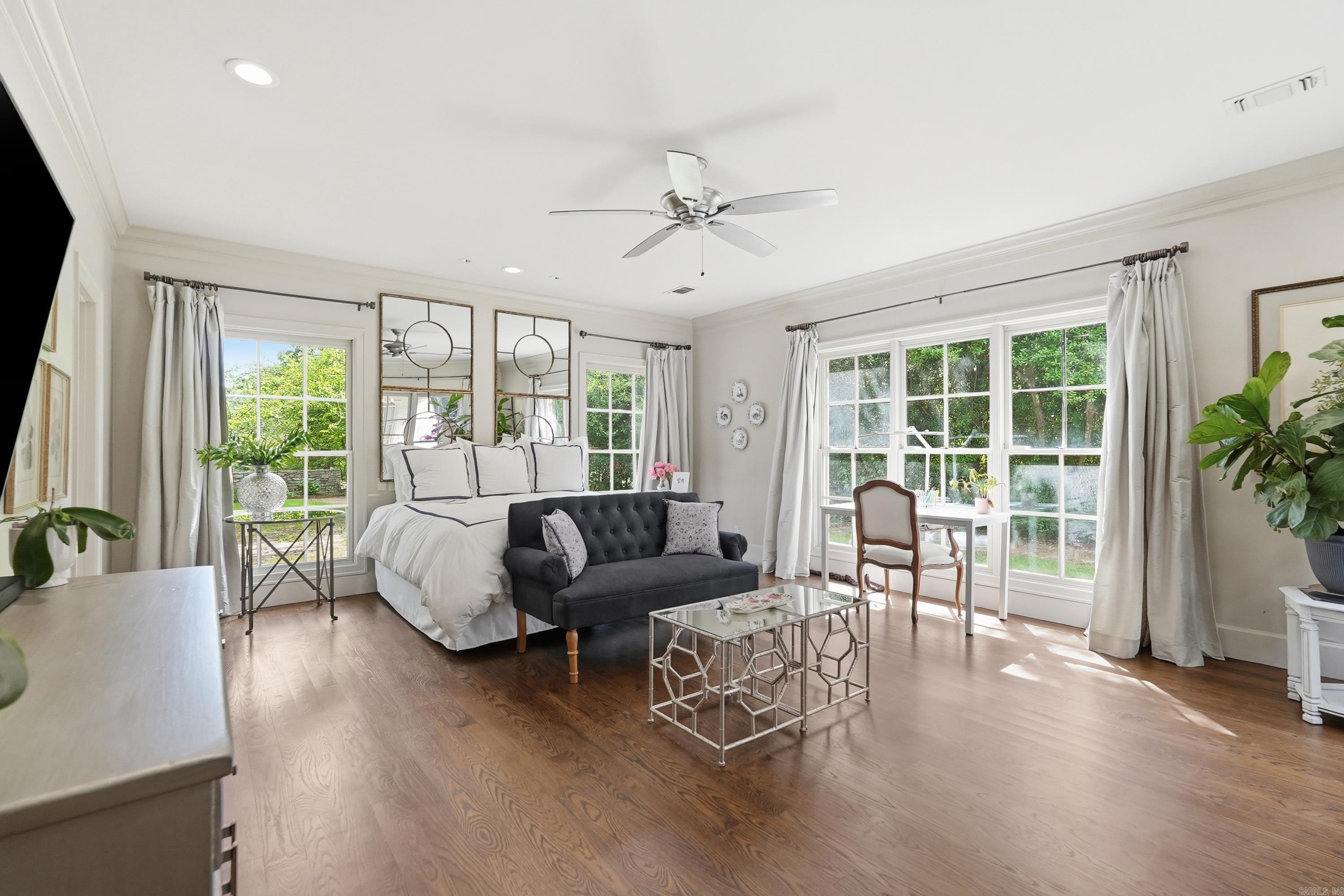 ADAMSBROOKE - Residential